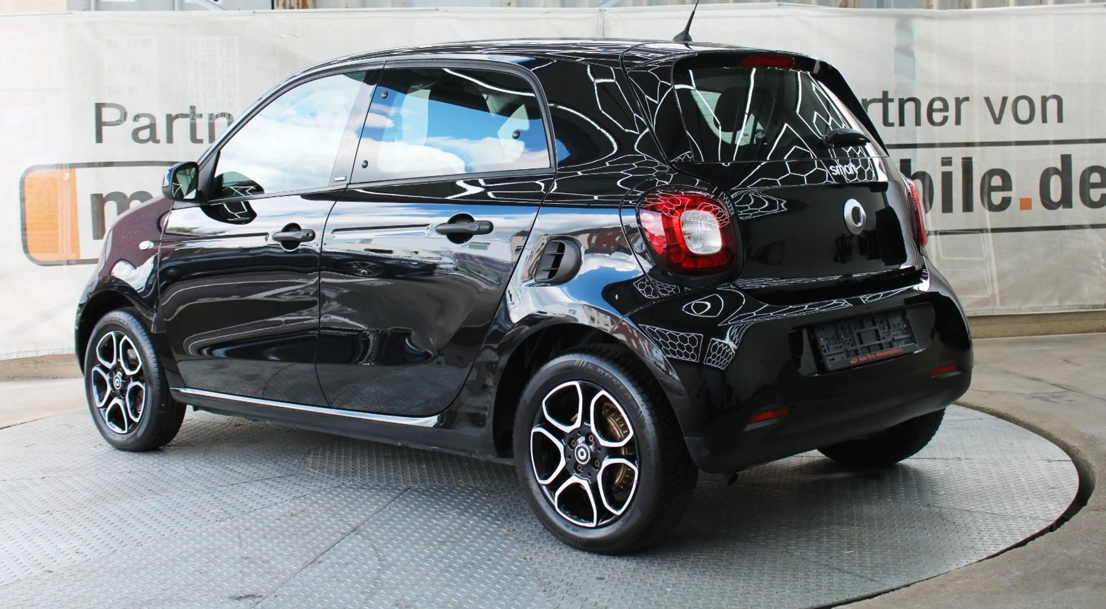 smart forFour *Automatik*Insp.Neu*Scheckheft*Navi*SHZ* — photo 12