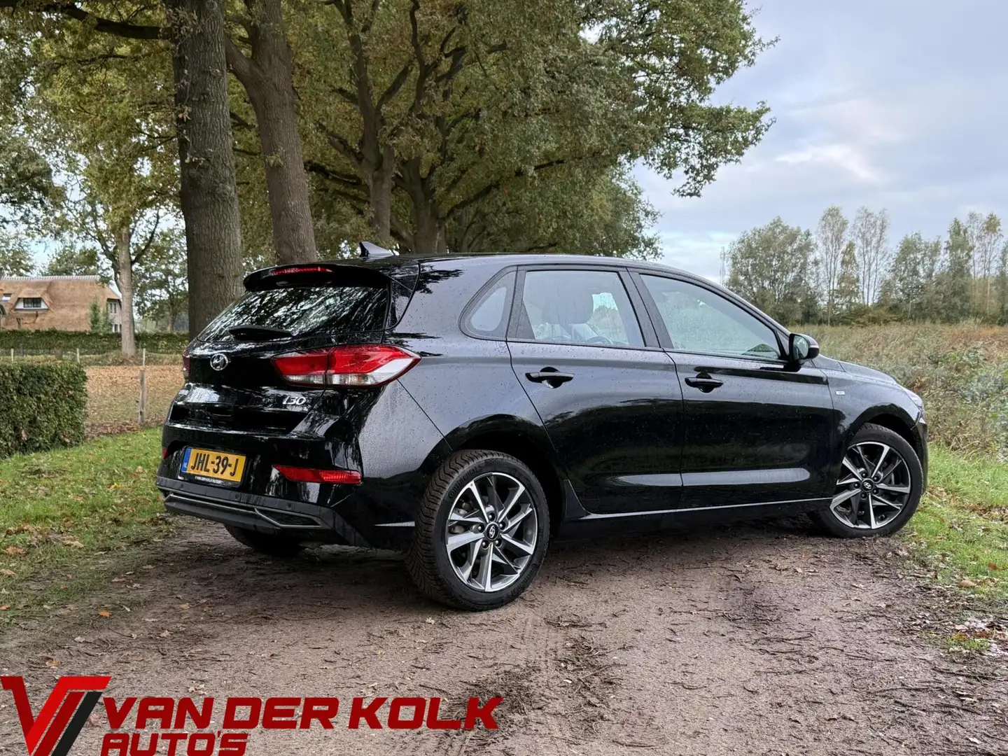 Hyundai i30 1.0 T-GDi MHEV Comfort Automaat Carplay Cruise Cli Schwarz - 2