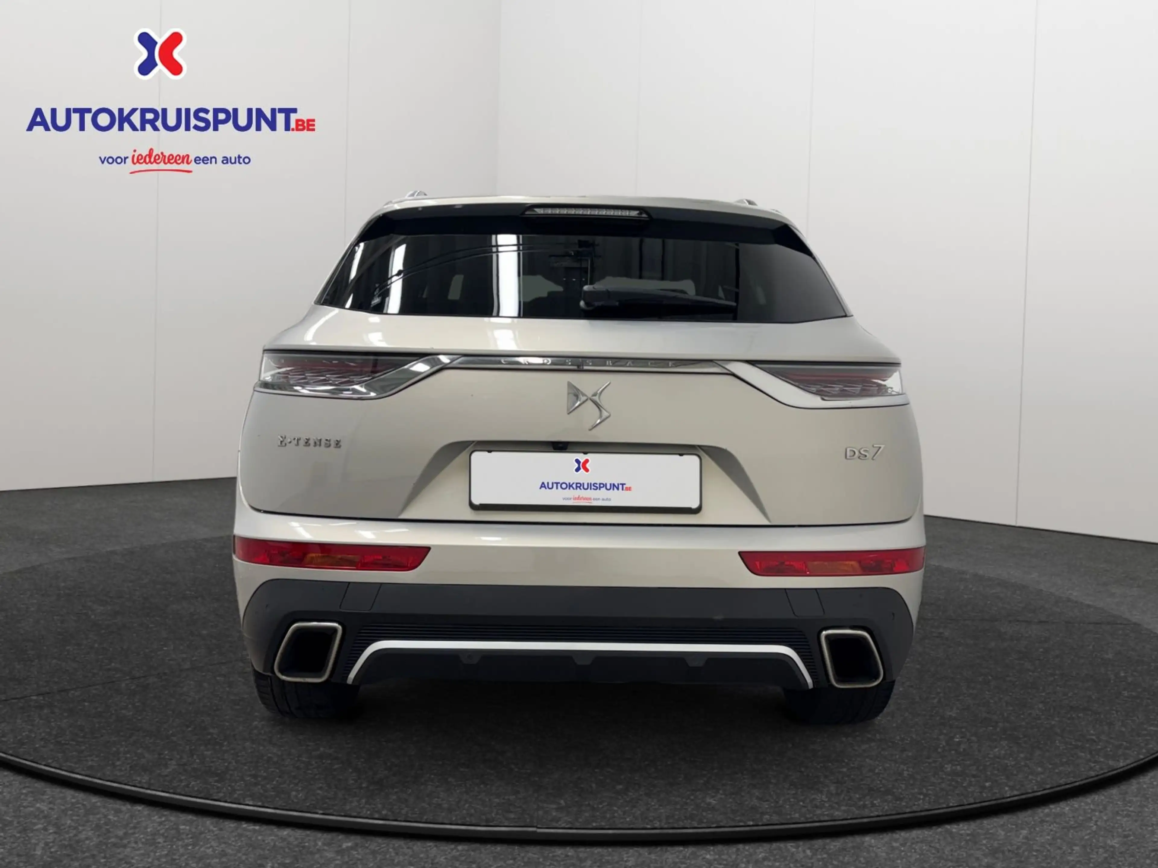 DS Automobiles DS 7 Crossback 1.6 E-TENSE Rivoli AUT — photo 4
