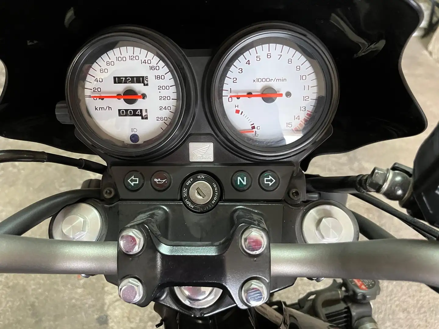 Honda Hornet Nero - 2