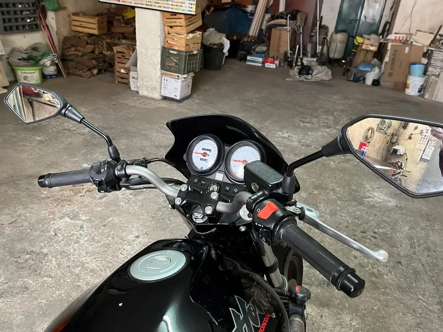 Honda Hornet Nero - 1