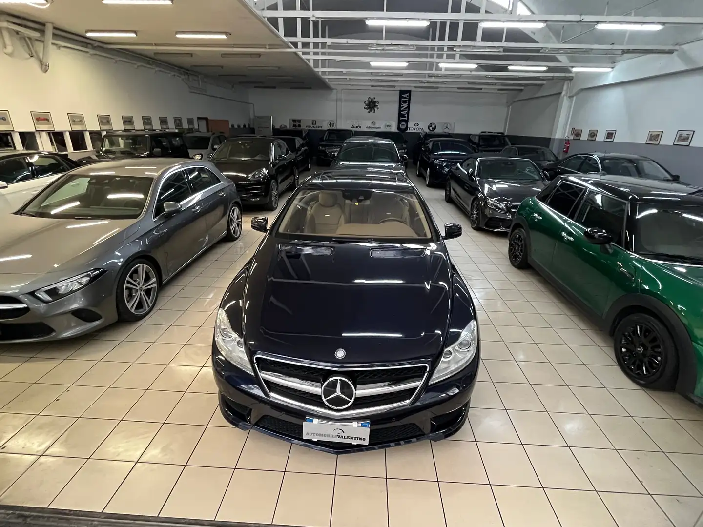 Mercedes-Benz CL 63 AMG CL 63 AMG PERFOMANCE Modrá - 2
