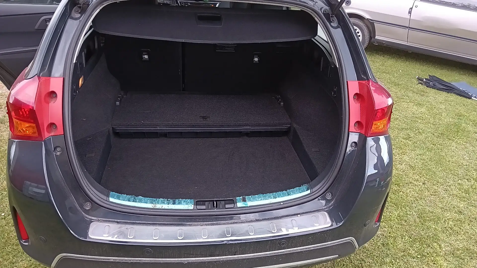 Toyota Auris Touring Sport 1.4 d-4d Lounge - 2