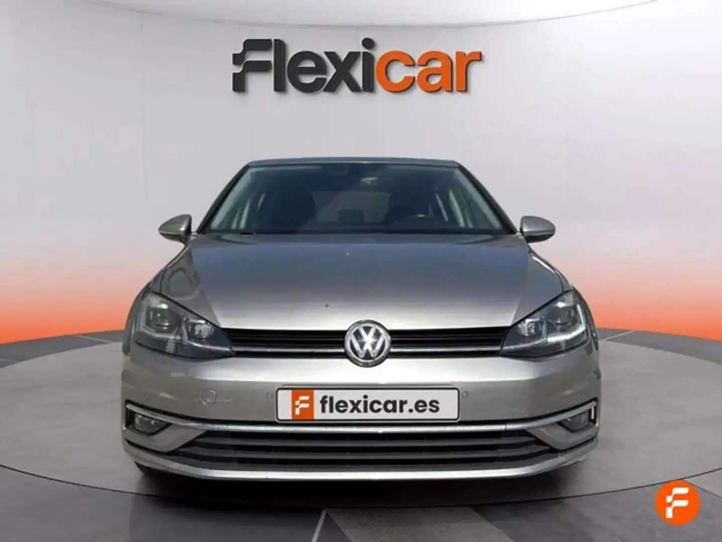 Volkswagen Golf Advance 1.0 TSI 85kW (115CV) DSG Variant Gris - 2