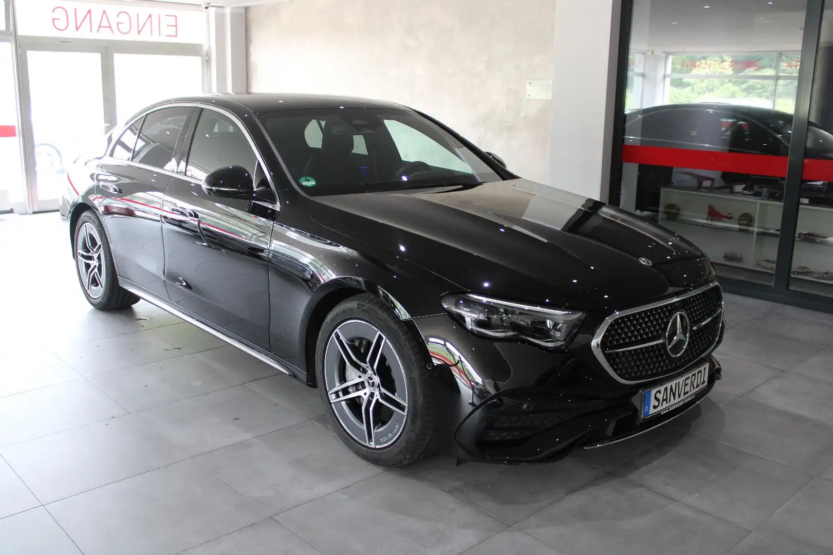 Mercedes-Benz E 200 4Matic AMG-SPORTPAKET ADVANCED+ 360° EURO6 Noir - 2