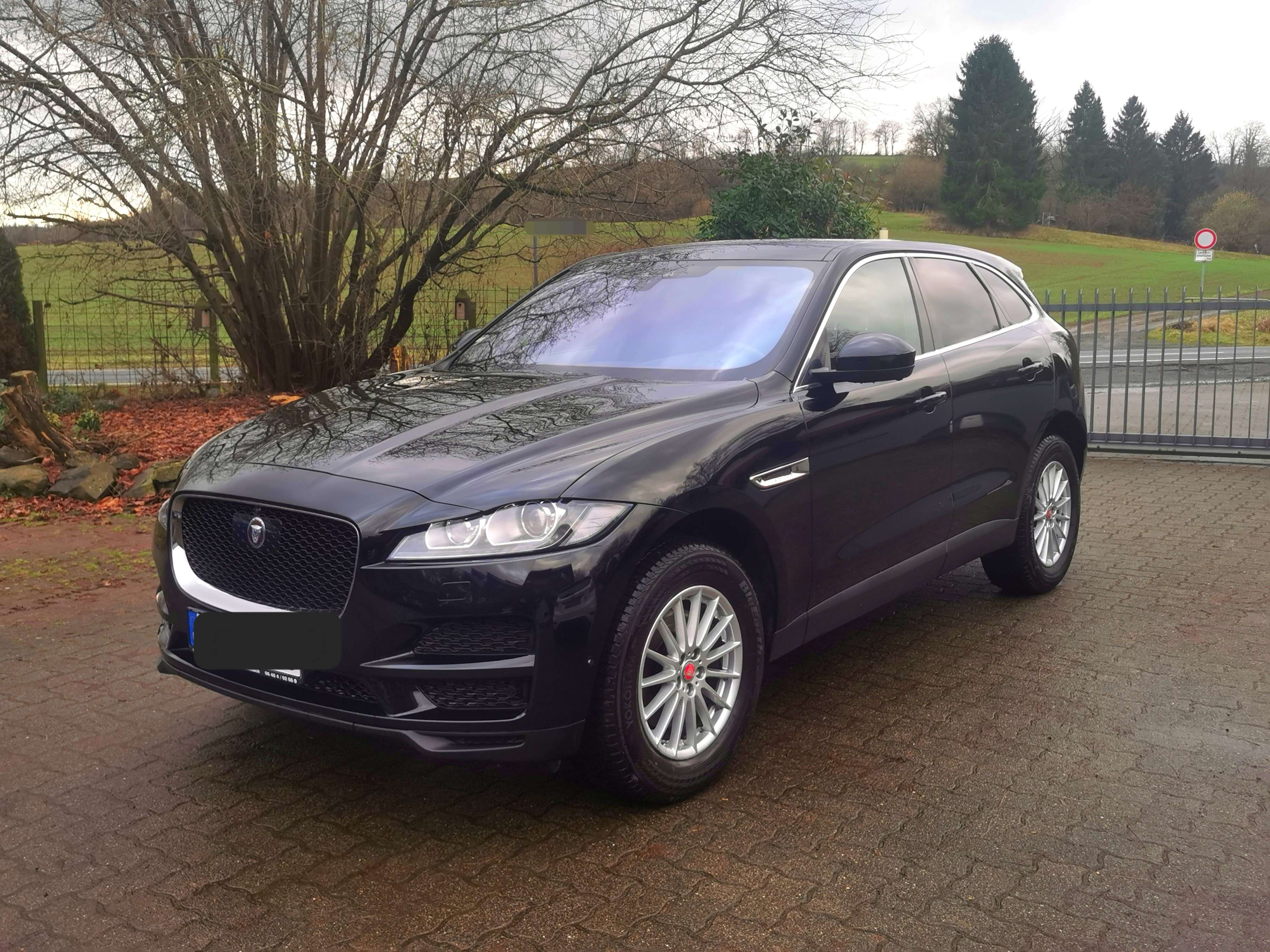 Second hand Jaguar F-Pace 3.0
