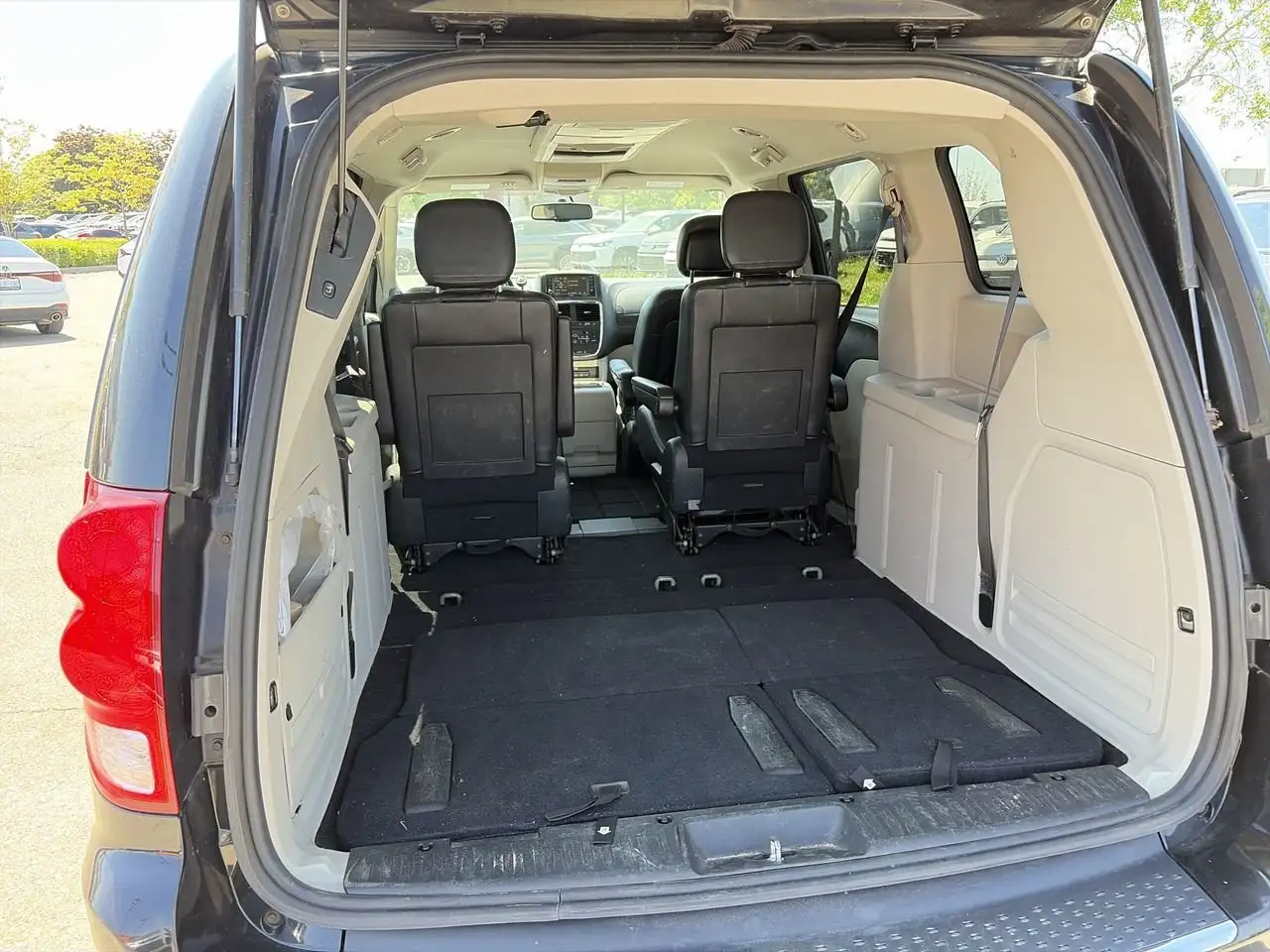 Dodge Grand Caravan fotografie Dodge Grand Caravan