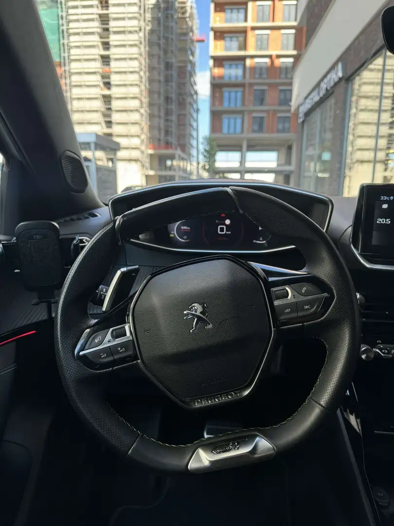 Peugeot 2008 BlueHDi 130 S Weiß - 2