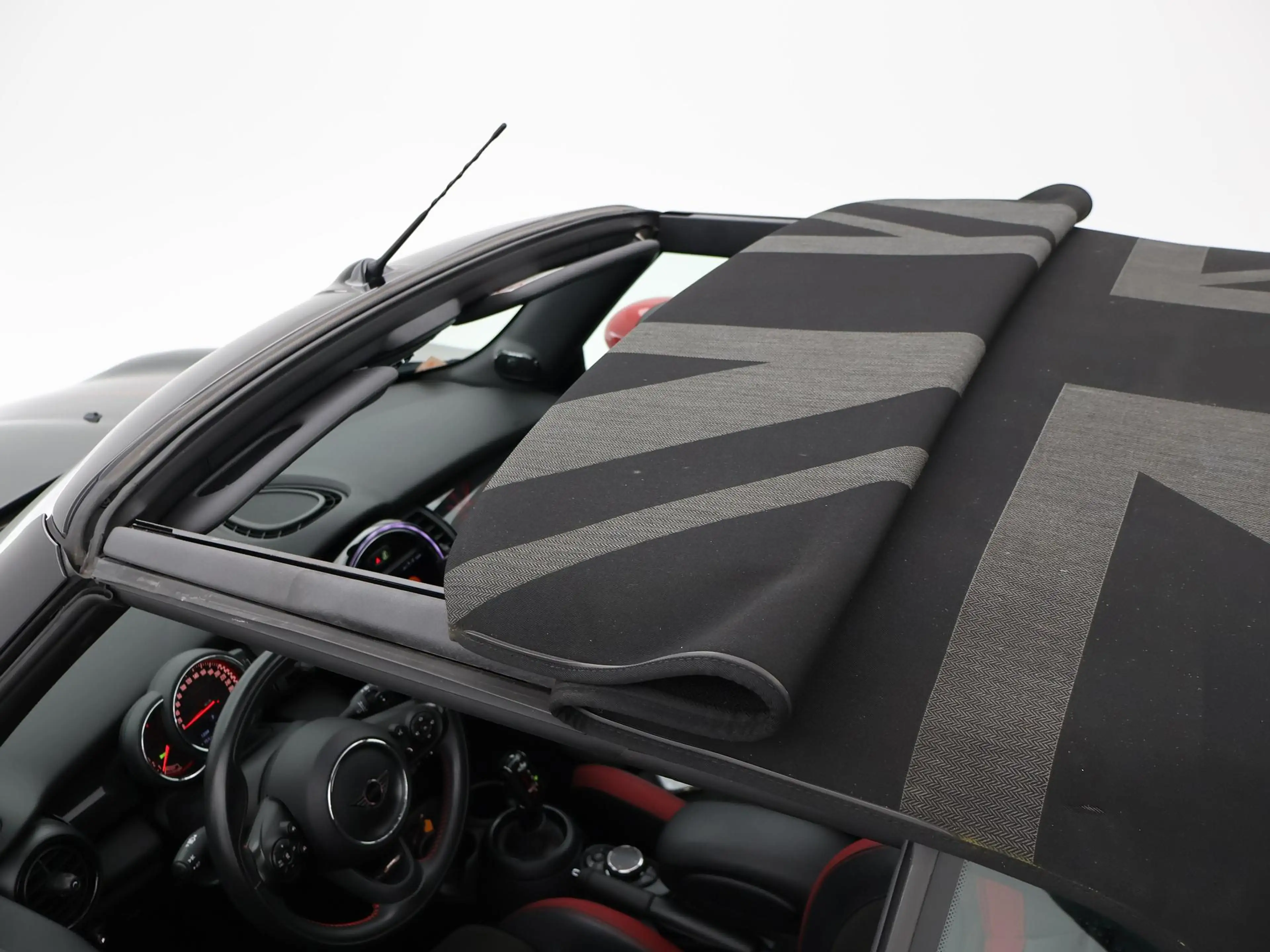 MINI John Cooper Works Cabrio Mini 2.0 JCW 231 PK REBEL GREEN | JCW STOELEN | AD — photo 19
