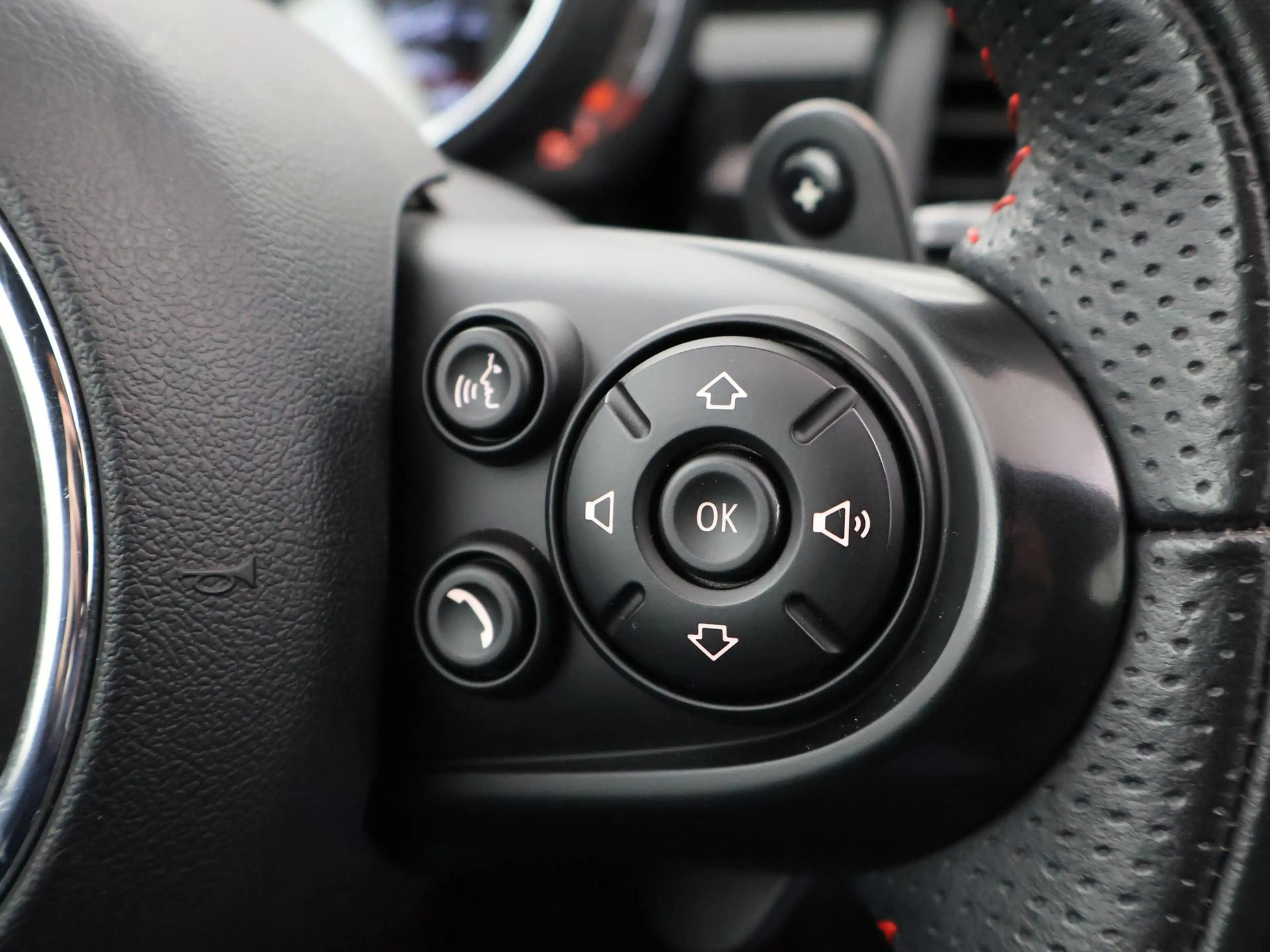 MINI John Cooper Works Cabrio Mini 2.0 JCW 231 PK REBEL GREEN | JCW STOELEN | AD — photo 38