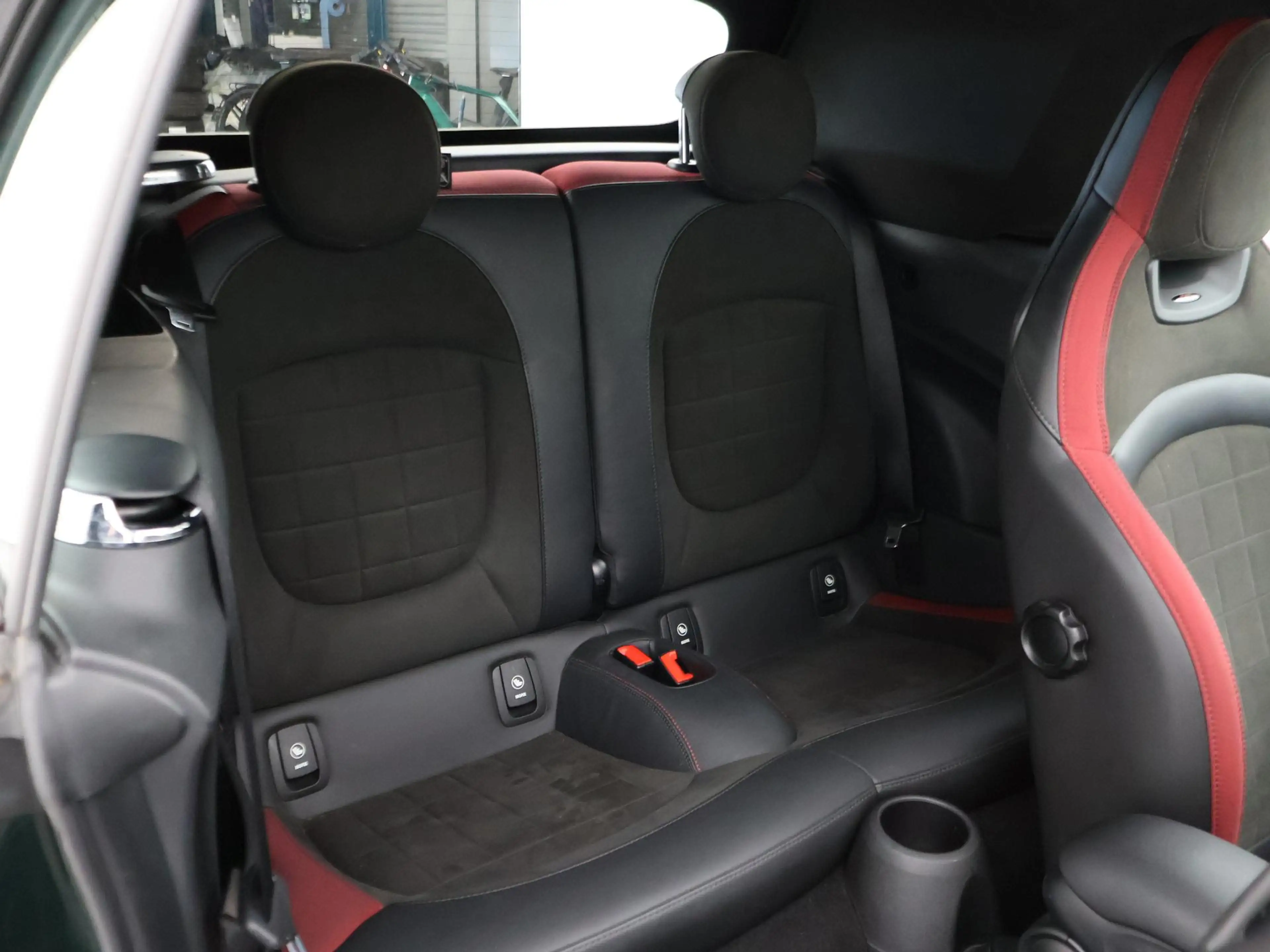 MINI John Cooper Works Cabrio Mini 2.0 JCW 231 PK REBEL GREEN | JCW STOELEN | AD — photo 10