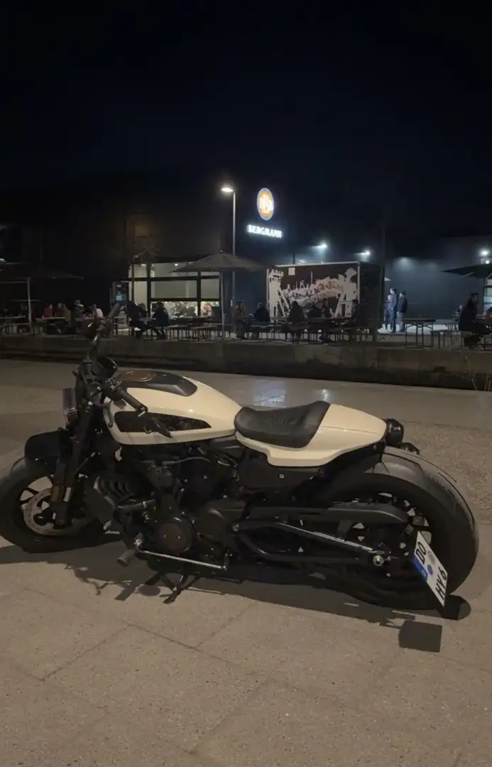 Harley-Davidson Sportster S 1250 Beige - 2