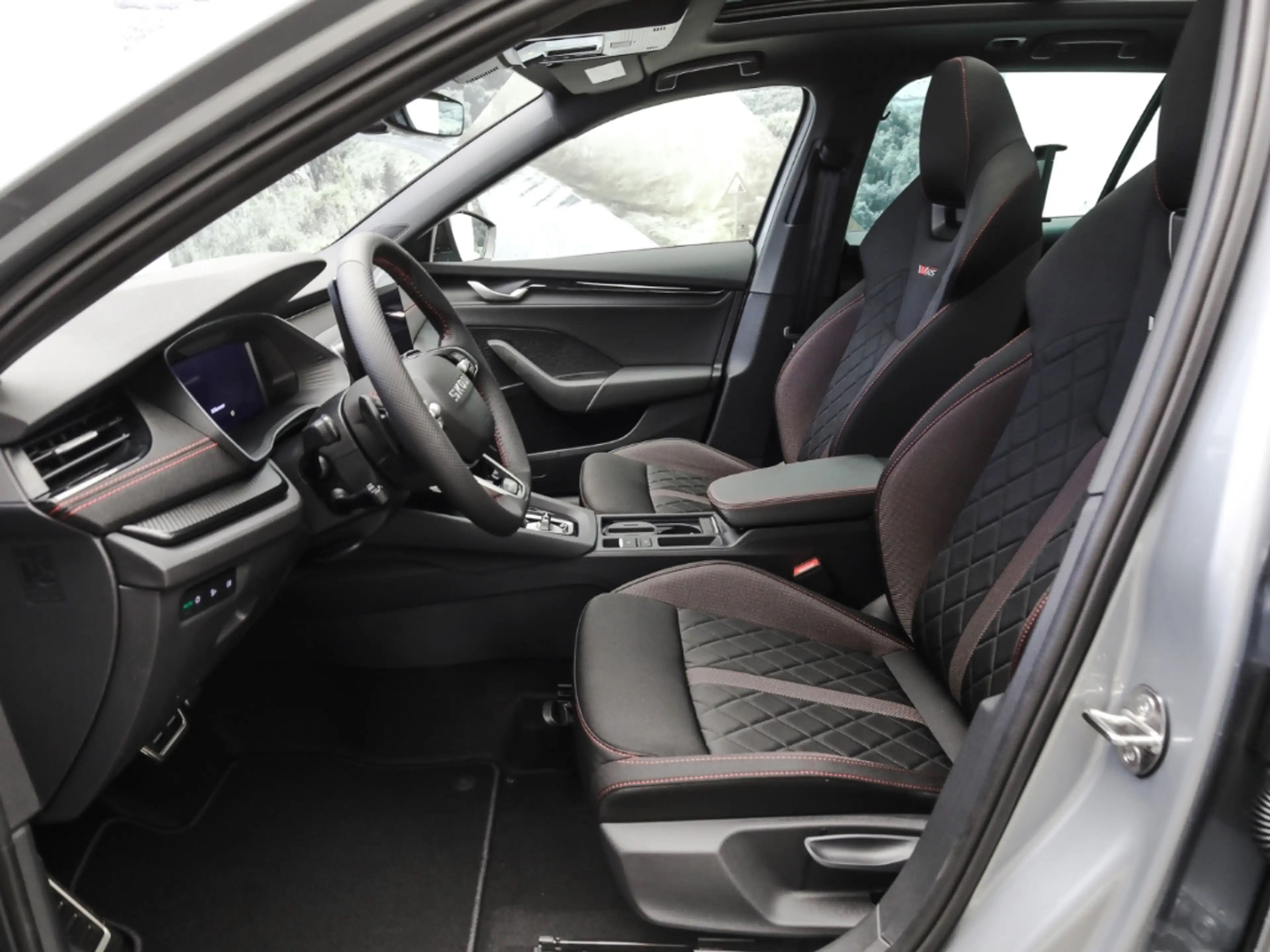 Skoda Octavia Combi RS 2.0 TSI AHK Pano Matrix Winter — photo 6