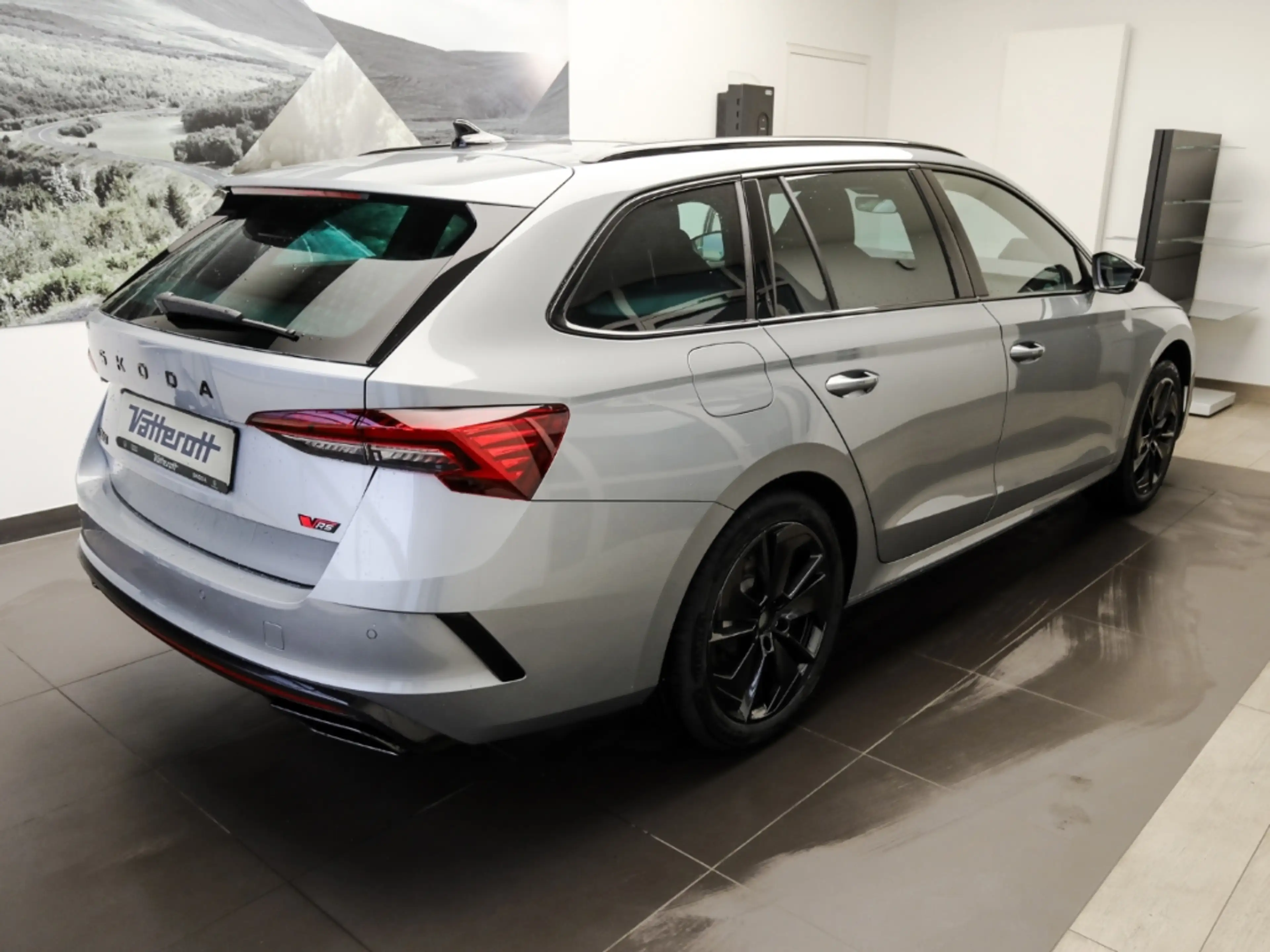 Skoda Octavia Combi RS 2.0 TSI AHK Pano Matrix Winter — photo 5