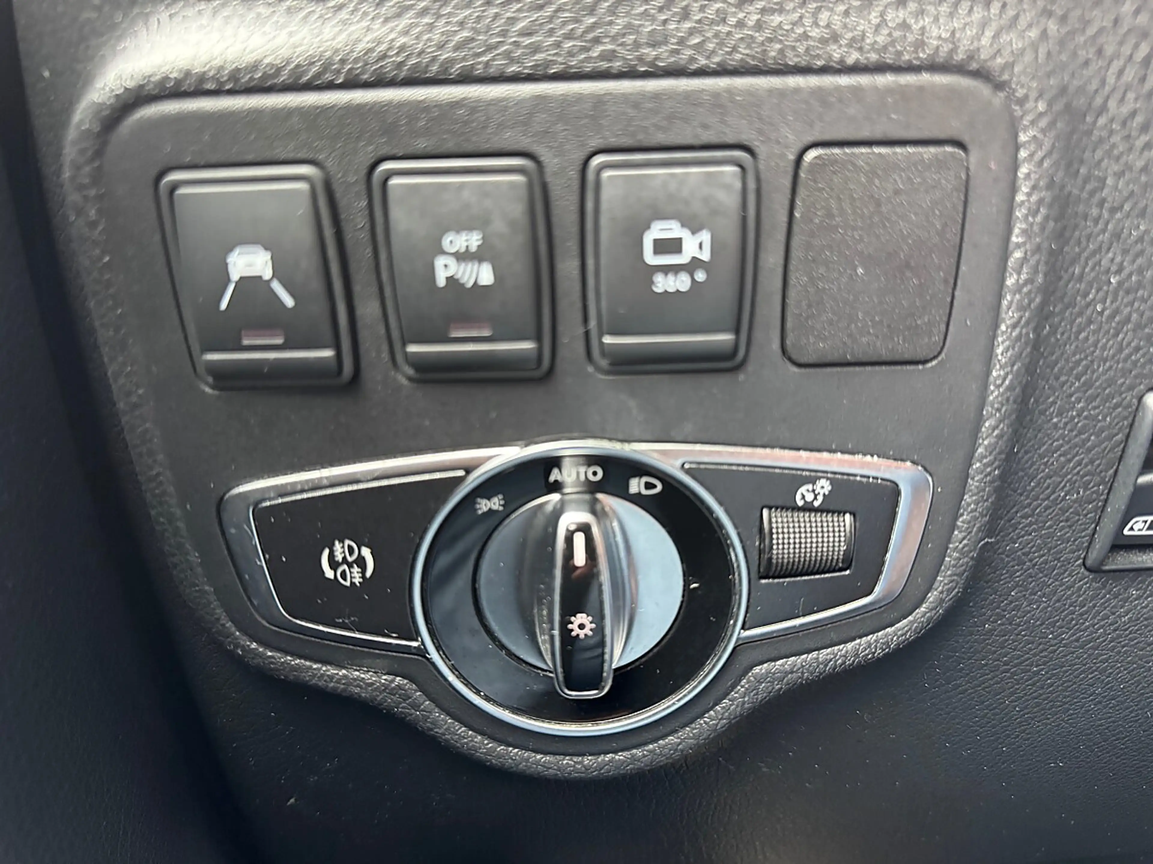 Mercedes-Benz X 250 X 250 d 4MATIC Power Aut.|NAVI|360*|LED|LEDER — photo 14