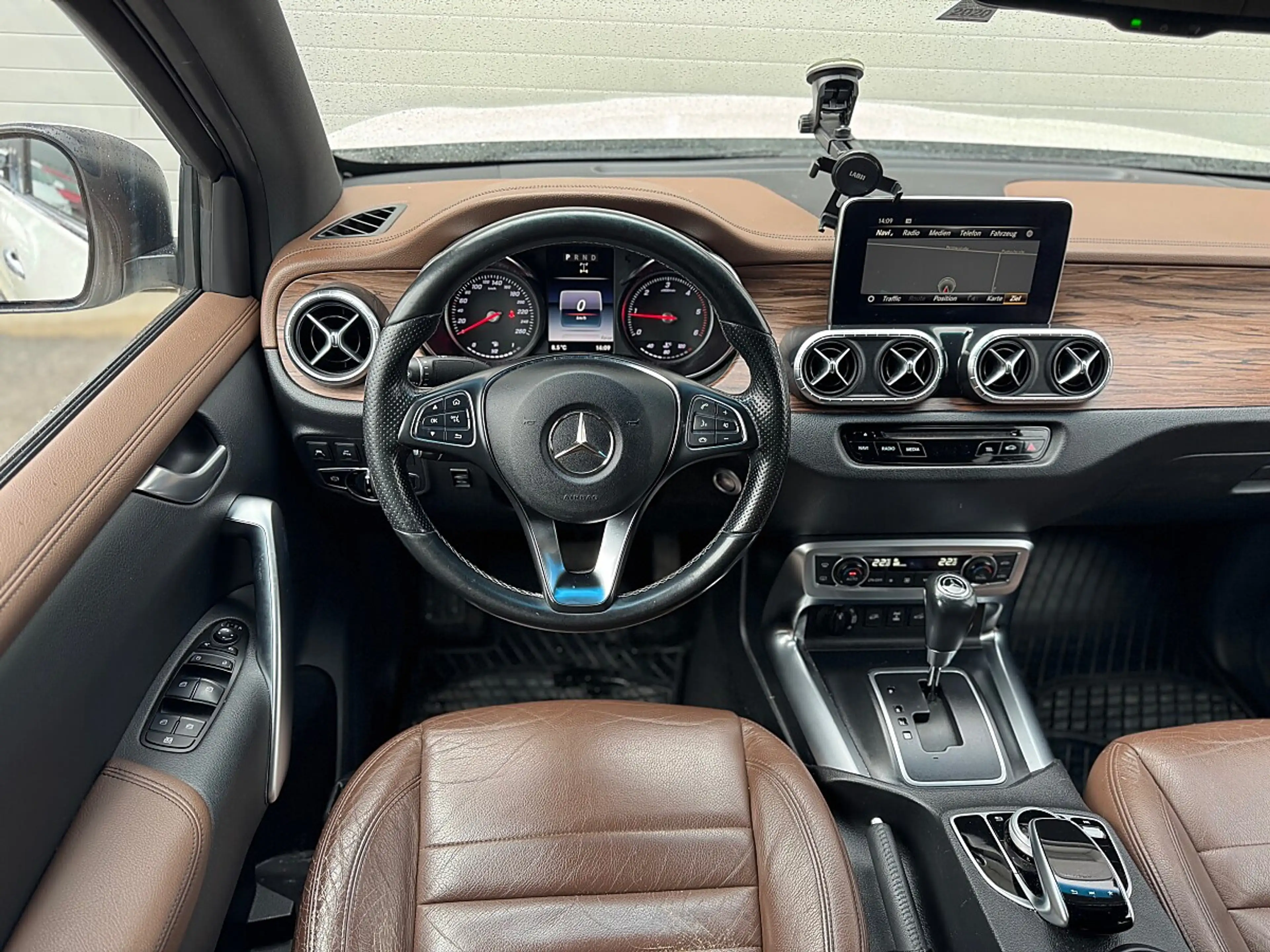 Mercedes-Benz X 250 X 250 d 4MATIC Power Aut.|NAVI|360*|LED|LEDER — photo 9