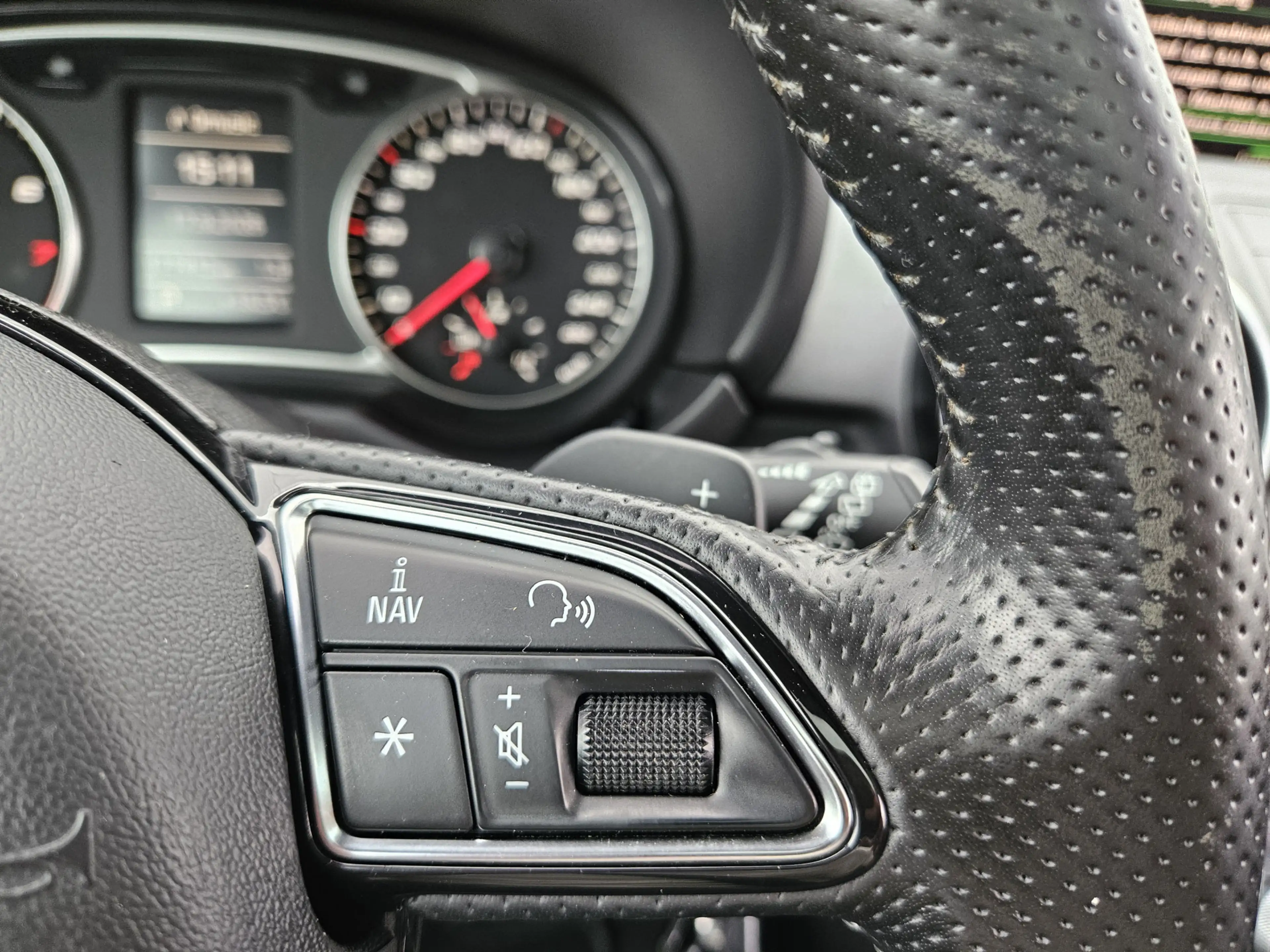 Audi A1 1.4 TFSI S Edition /Automaat/Pano/Stoelverwarming! — photo 23