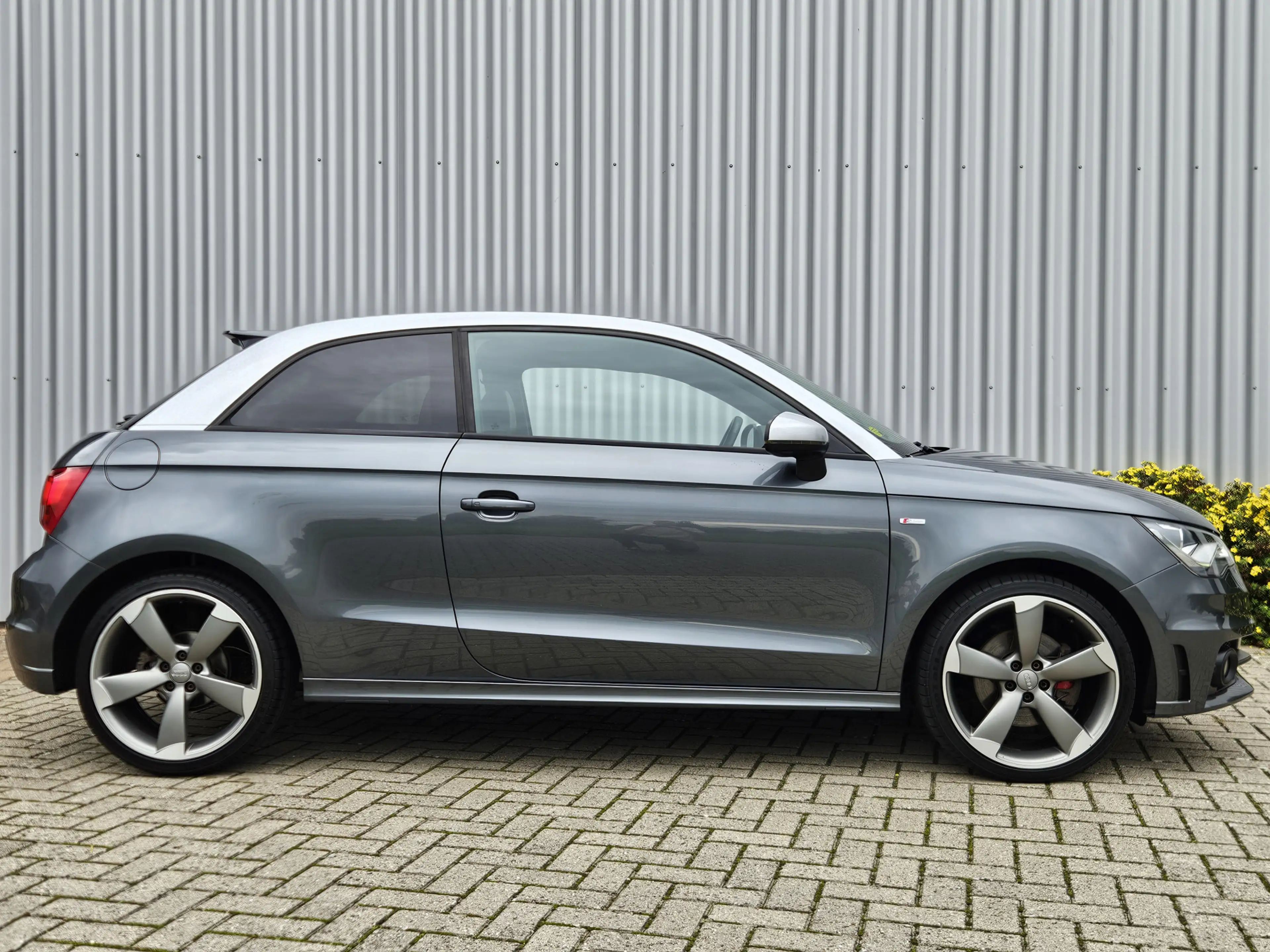 Audi A1 1.4 TFSI S Edition /Automaat/Pano/Stoelverwarming! — photo 5