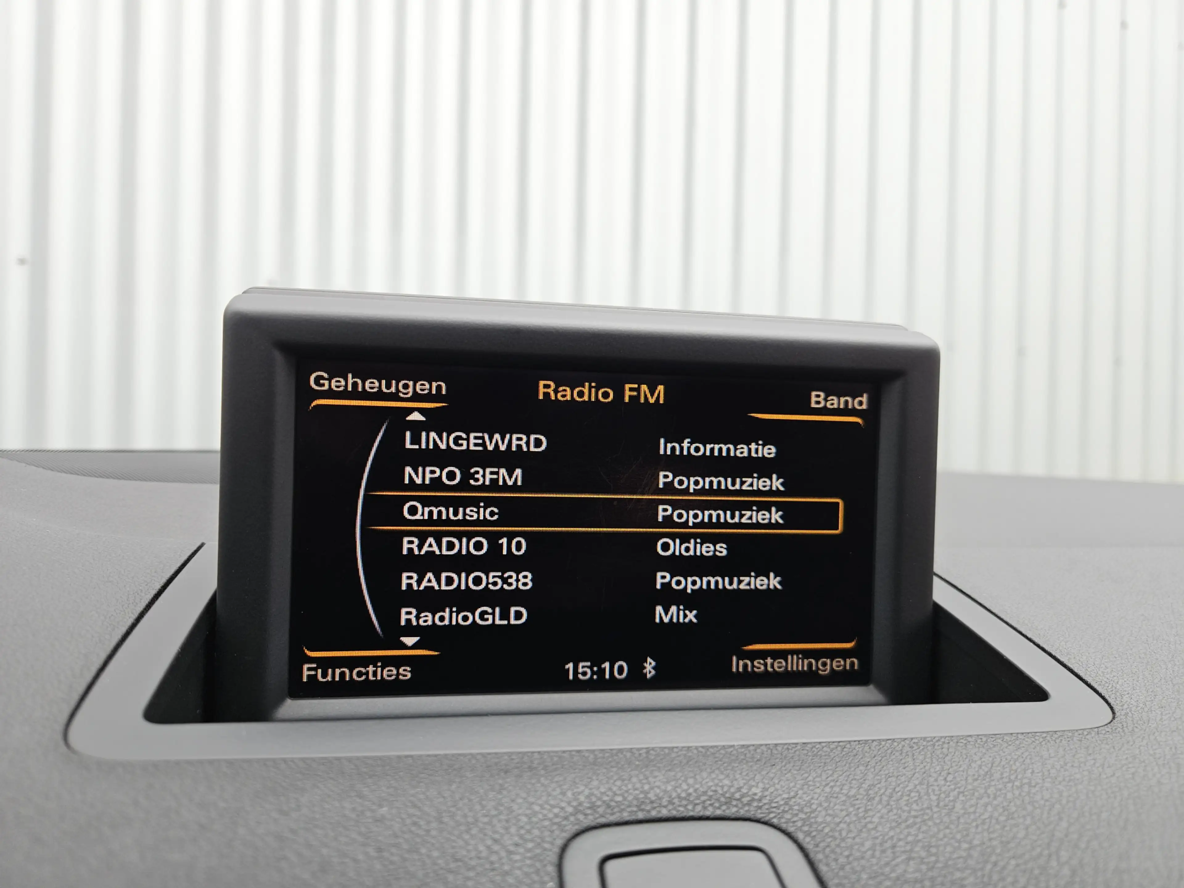 Audi A1 1.4 TFSI S Edition /Automaat/Pano/Stoelverwarming! — photo 15