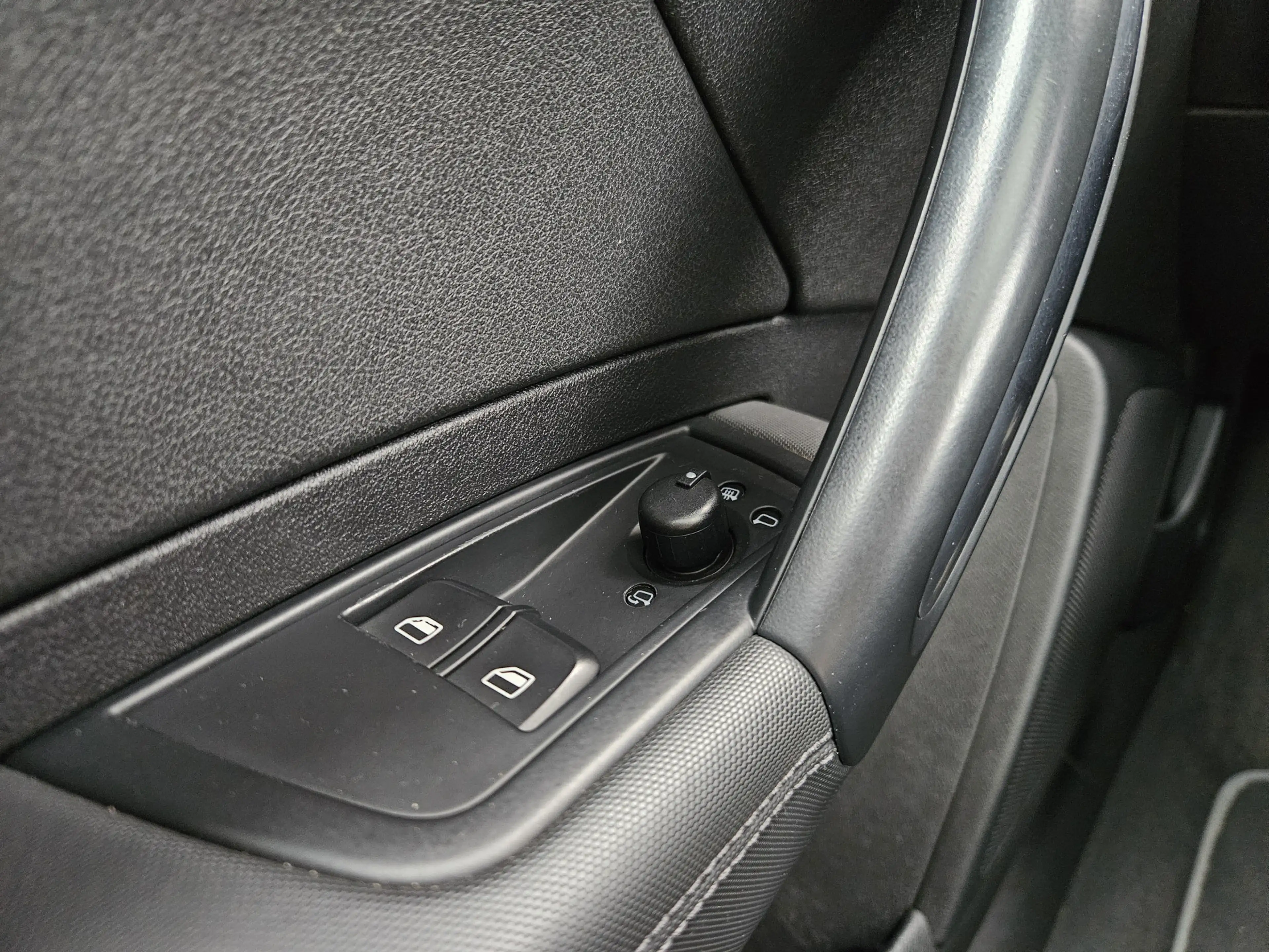 Audi A1 1.4 TFSI S Edition /Automaat/Pano/Stoelverwarming! — photo 24