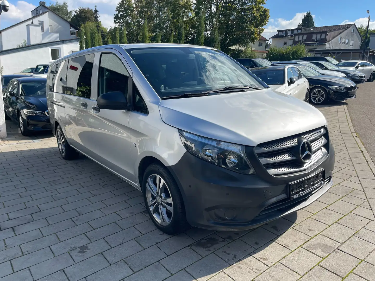 Mercedes-Benz Vito 116 CDI BT Pro extralang (447.705) Silber - 1