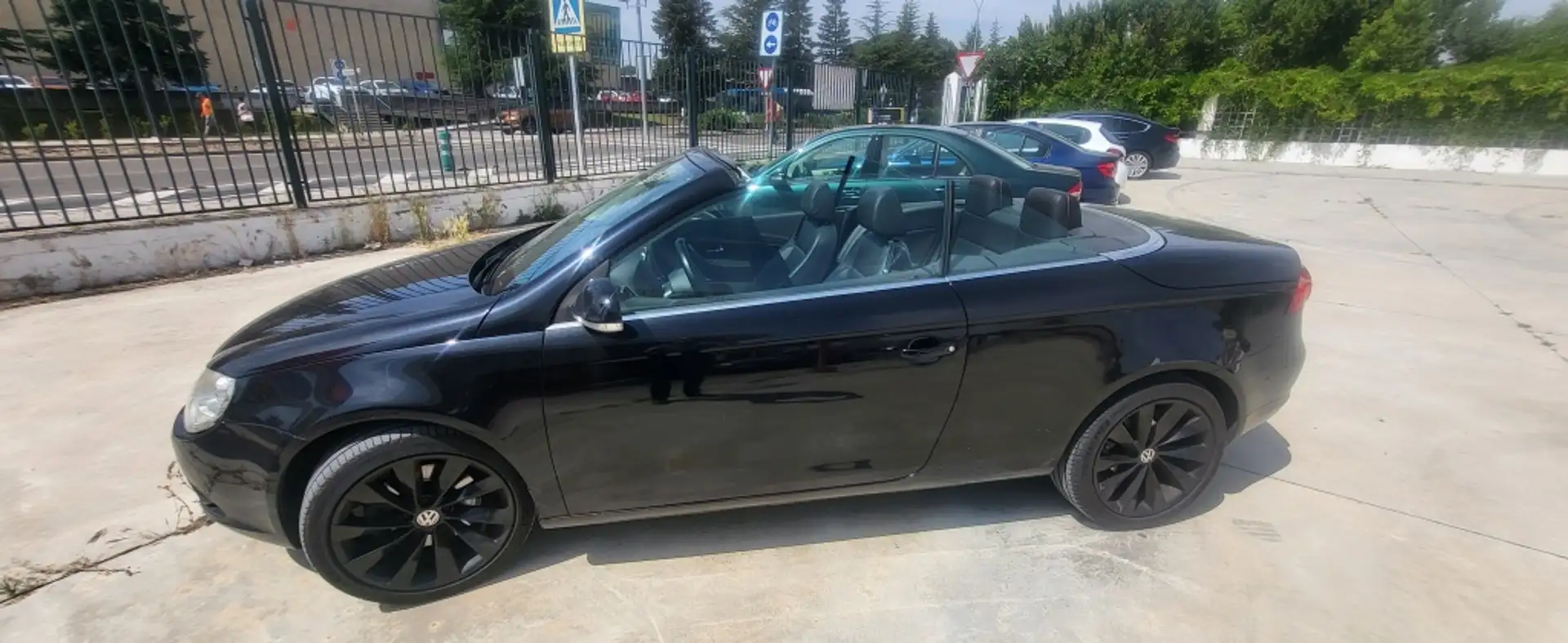 Volkswagen Eos 2.0TDI Individual DPF Negro - 1