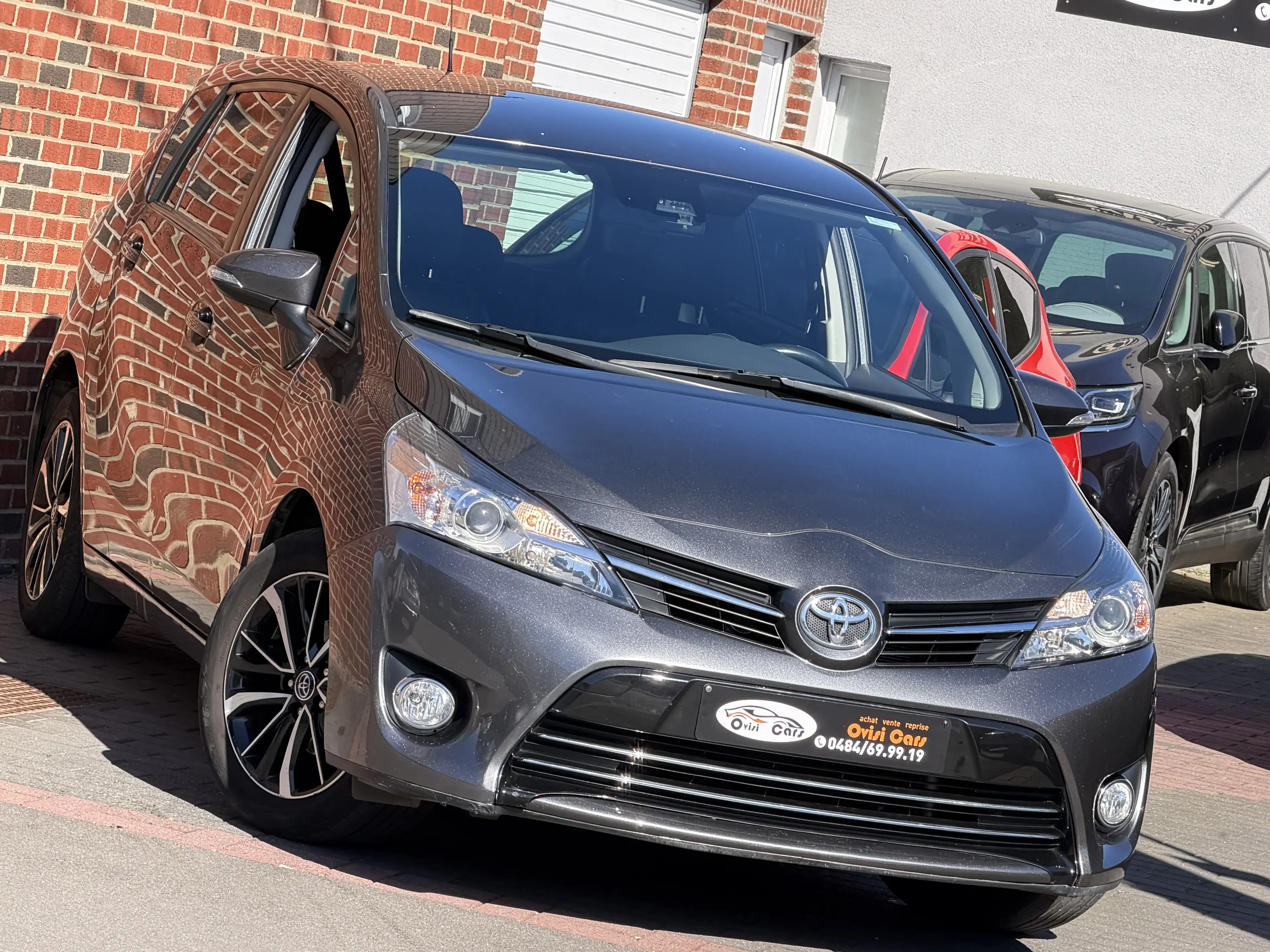 Toyota Verso Verso 1.8i Comfort — photo 2