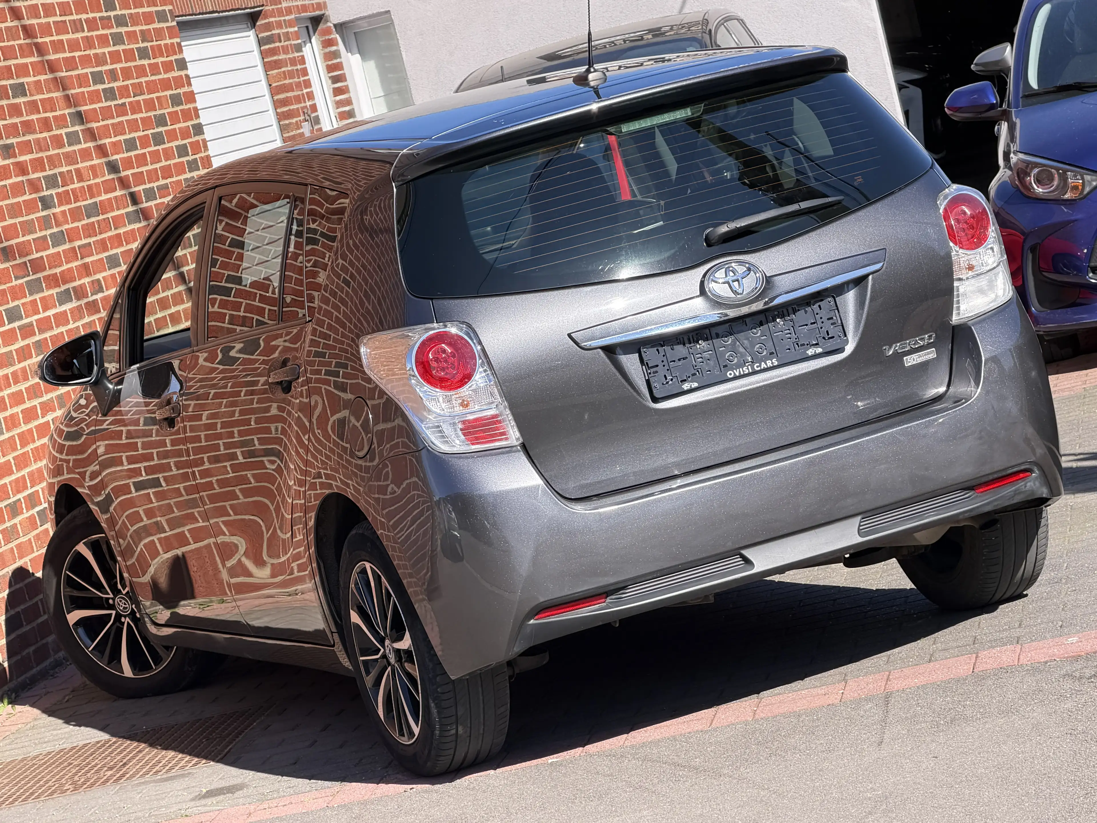 Toyota Verso Verso 1.8i Comfort — photo 6