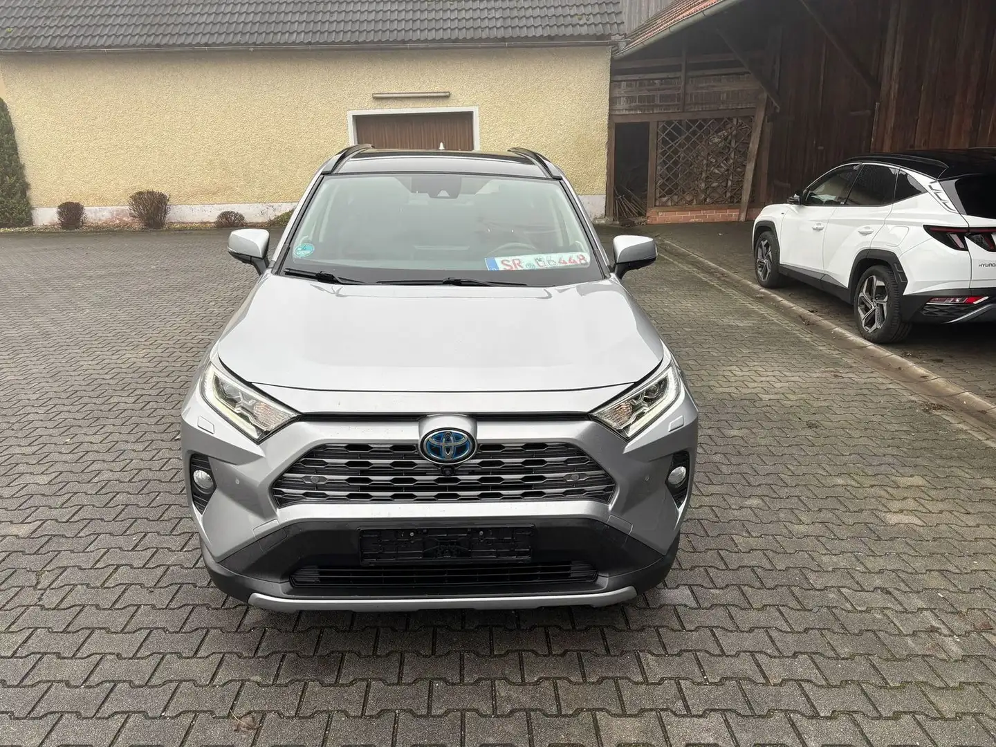 Toyota RAV 4 Hybrid 4x2 Lounge++Leder,Pano++ Silber - 2