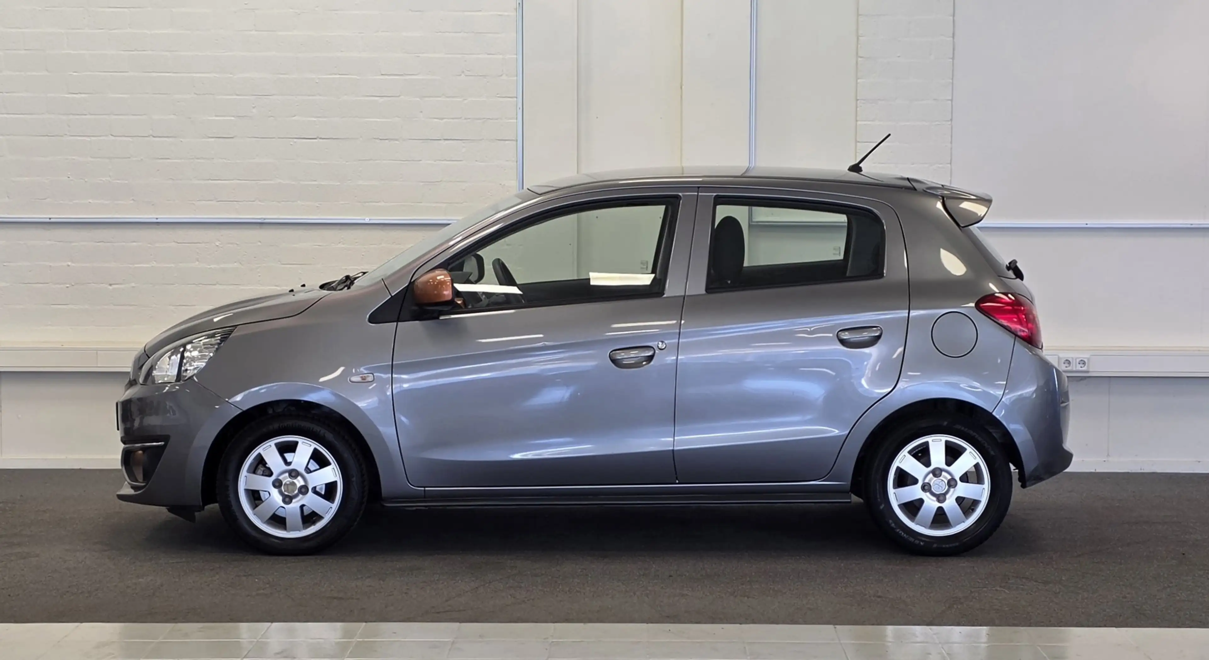 Mitsubishi Space Star 1.0i Automaat Cool+ LM velgen Garantie Nieuwe APK — photo 3