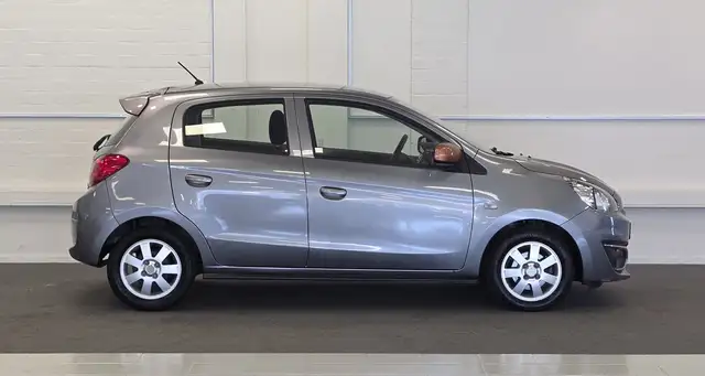 Mitsubishi Space Star view 4