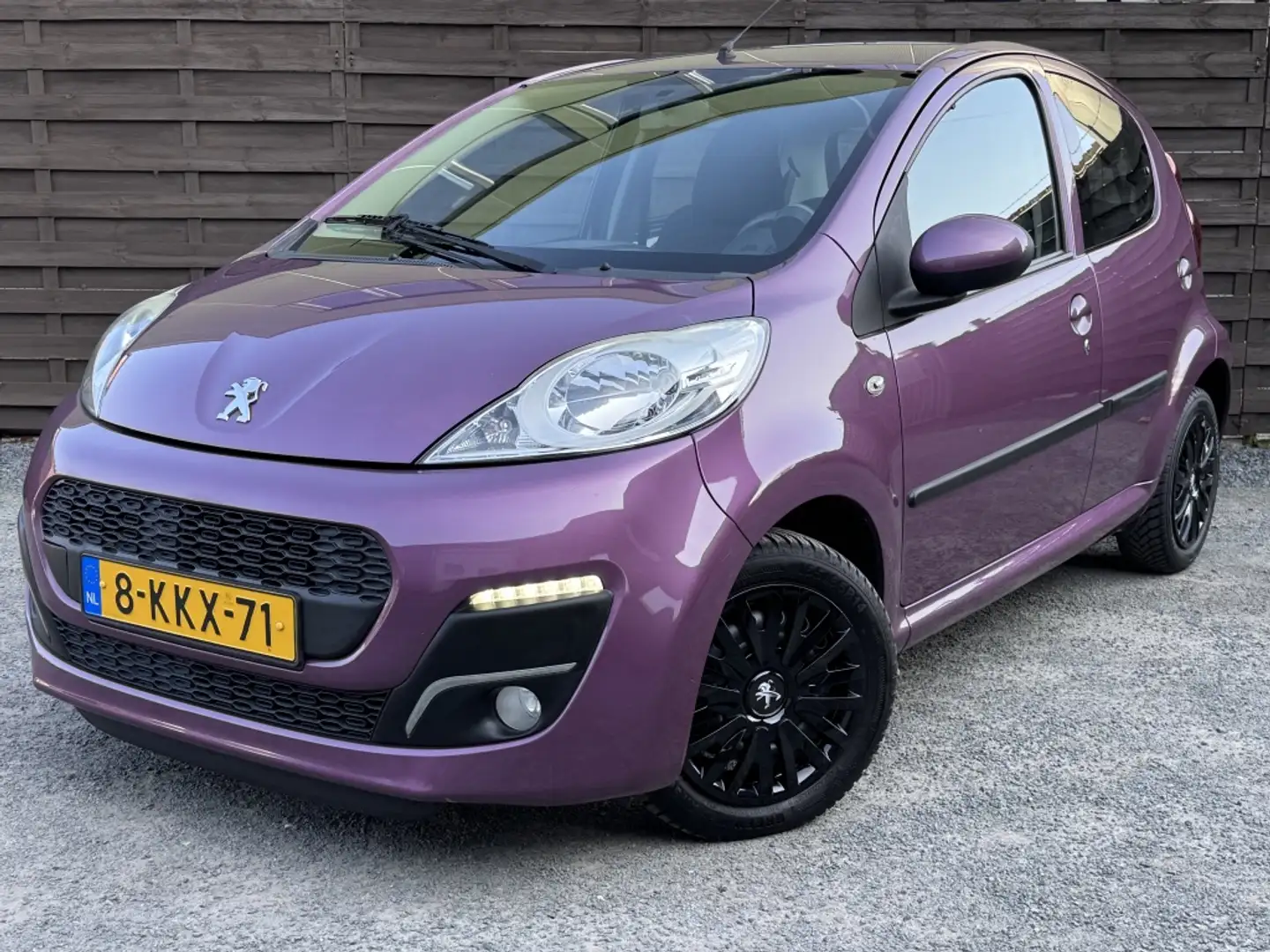 Peugeot 107 1.0 Active / LED / AC / EL-ramen / NAP Paars - 1