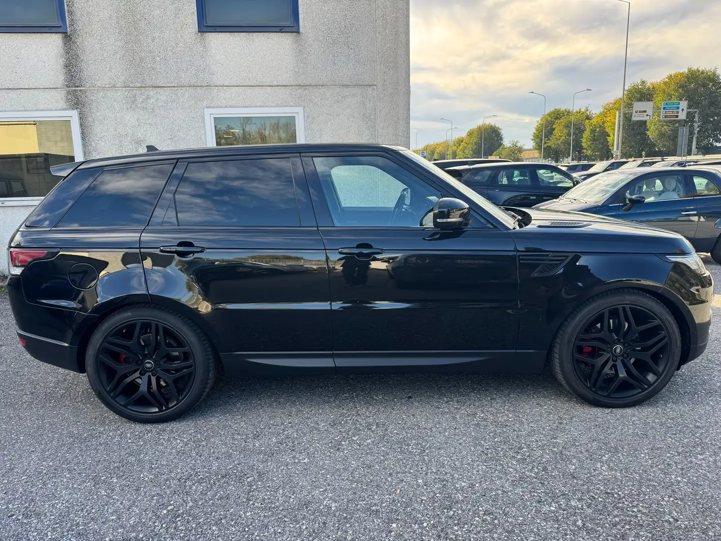 Land Rover Range Rover Sport 3.0 tdV6 HSE Dynamic auto my16 E6 Schwarz - 2