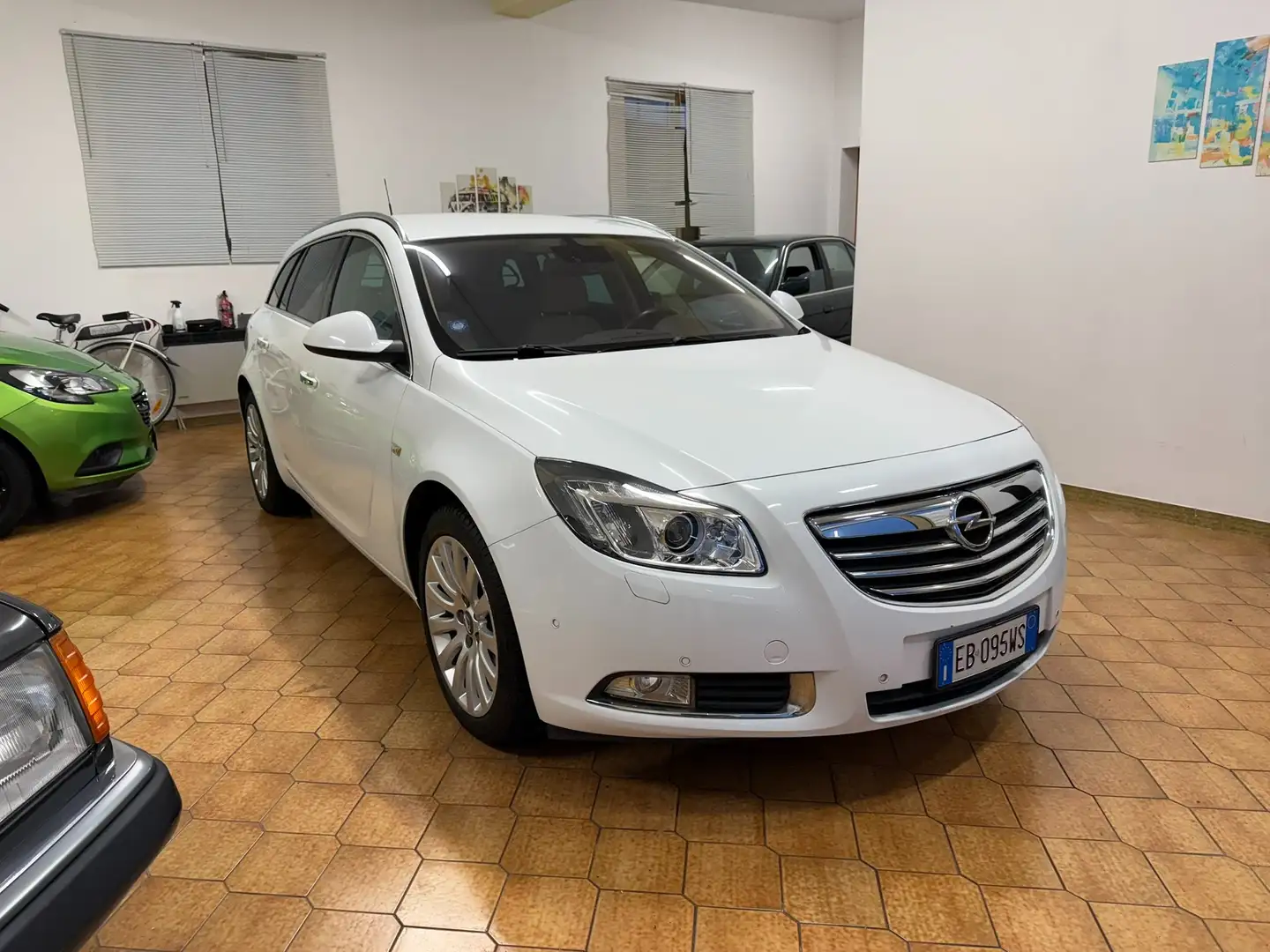 Opel Insignia Sports Tourer 1.6 t Cosmo EURO5B Bianco - 2