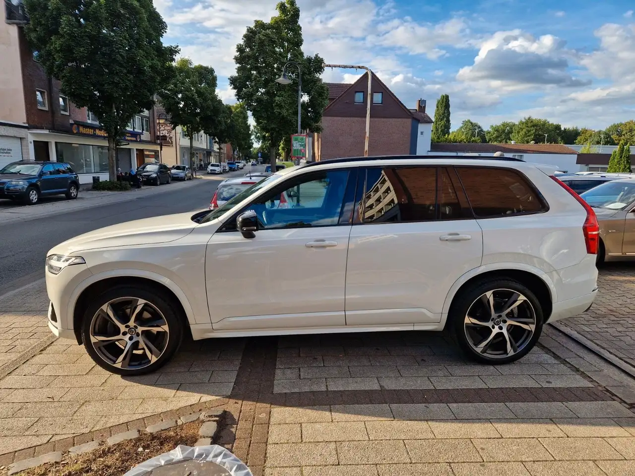2021 Volvo XC90 R-Design AWD B5*PANO*HuD*360°*AHK*MEMORY*HK, photograph 8
