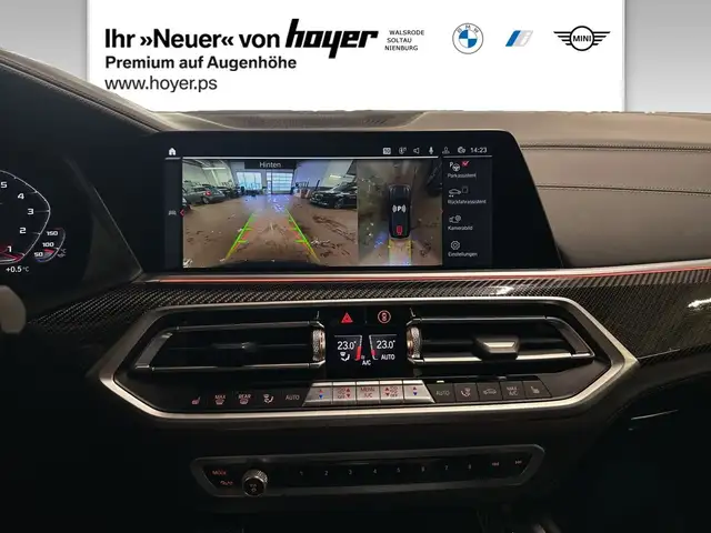 BMW X5 M view 9