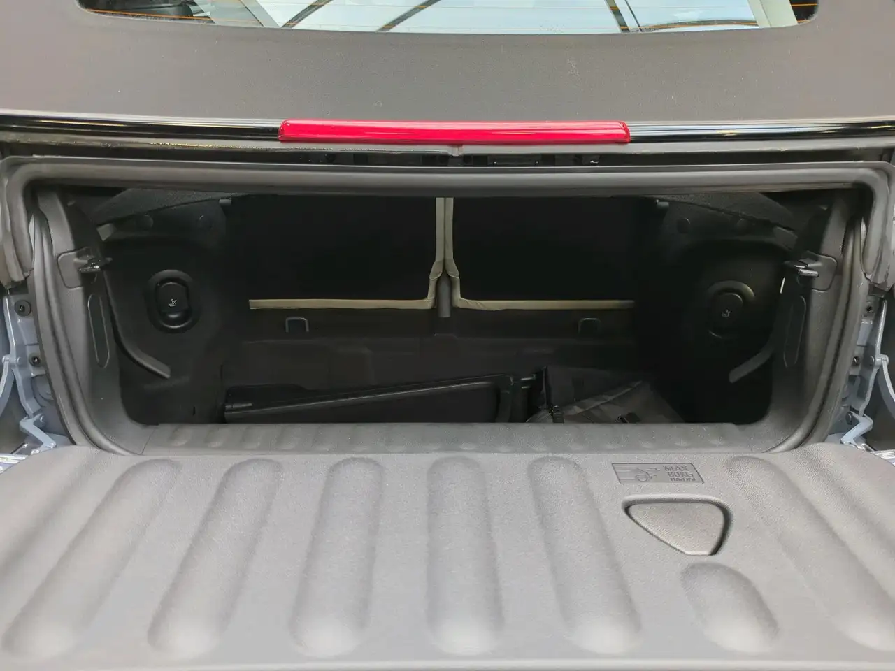 MINI Cooper C Cabrio Favoured Trim 20