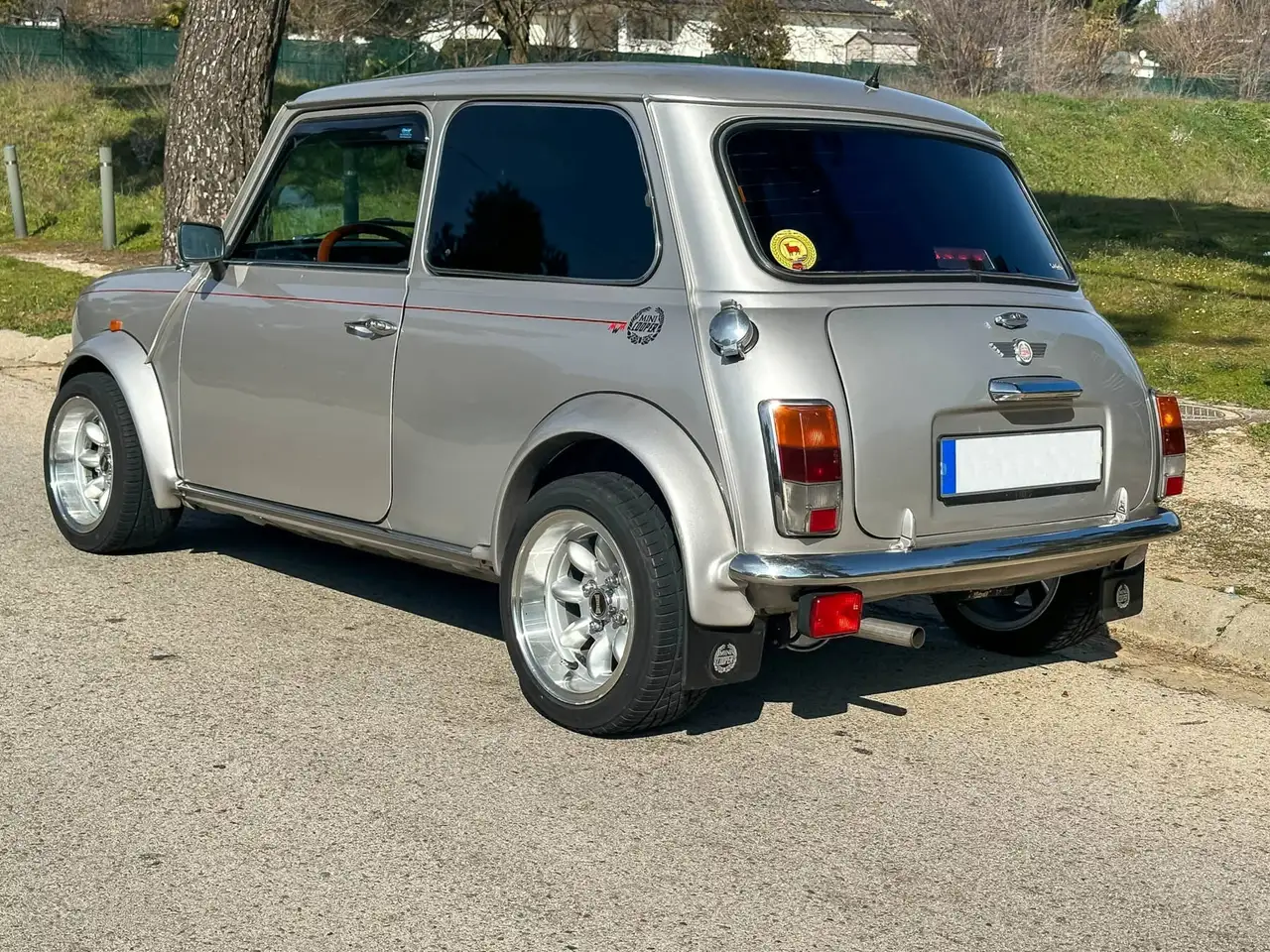 MINI Cooper 1.3 SPI Edition John Cooper, foto 3