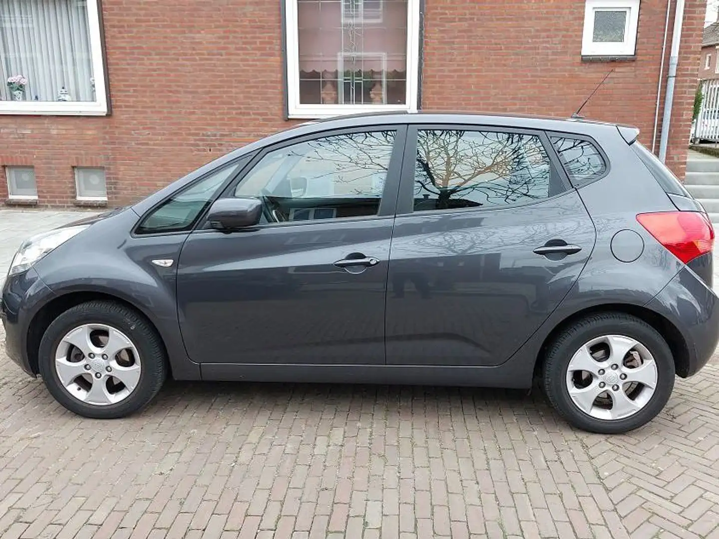 Kia Venga 1.4 CVVT X-tra - 2