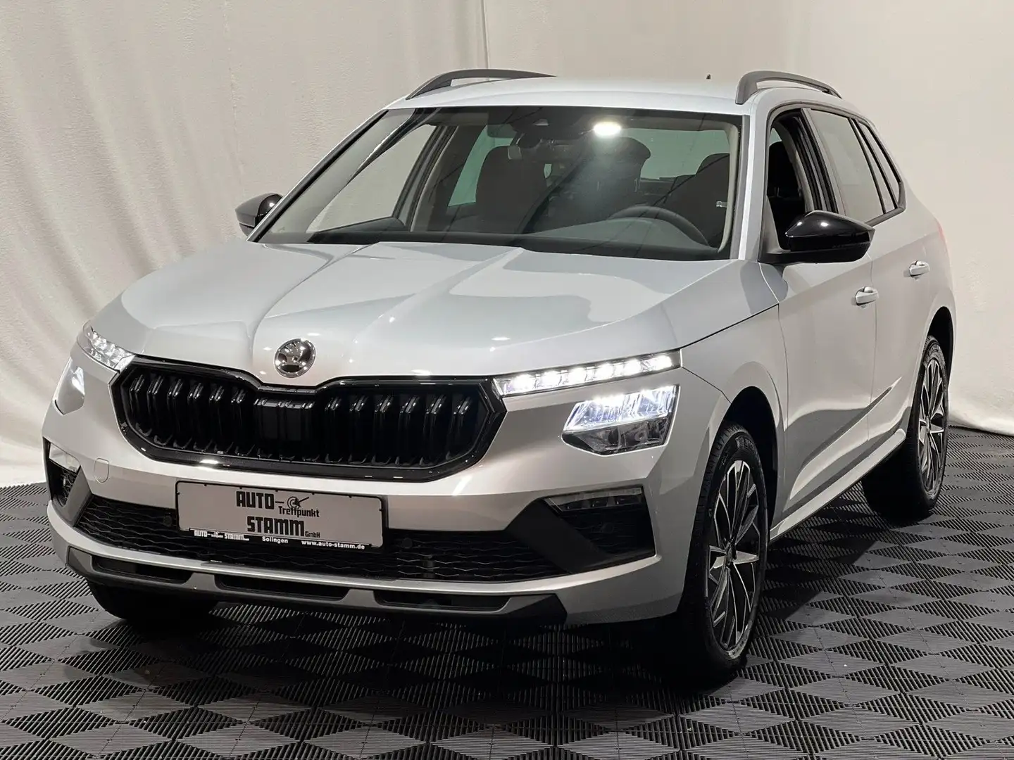 Skoda Kamiq Selection / DSG / Kamera / 17 Zoll Silber - 2