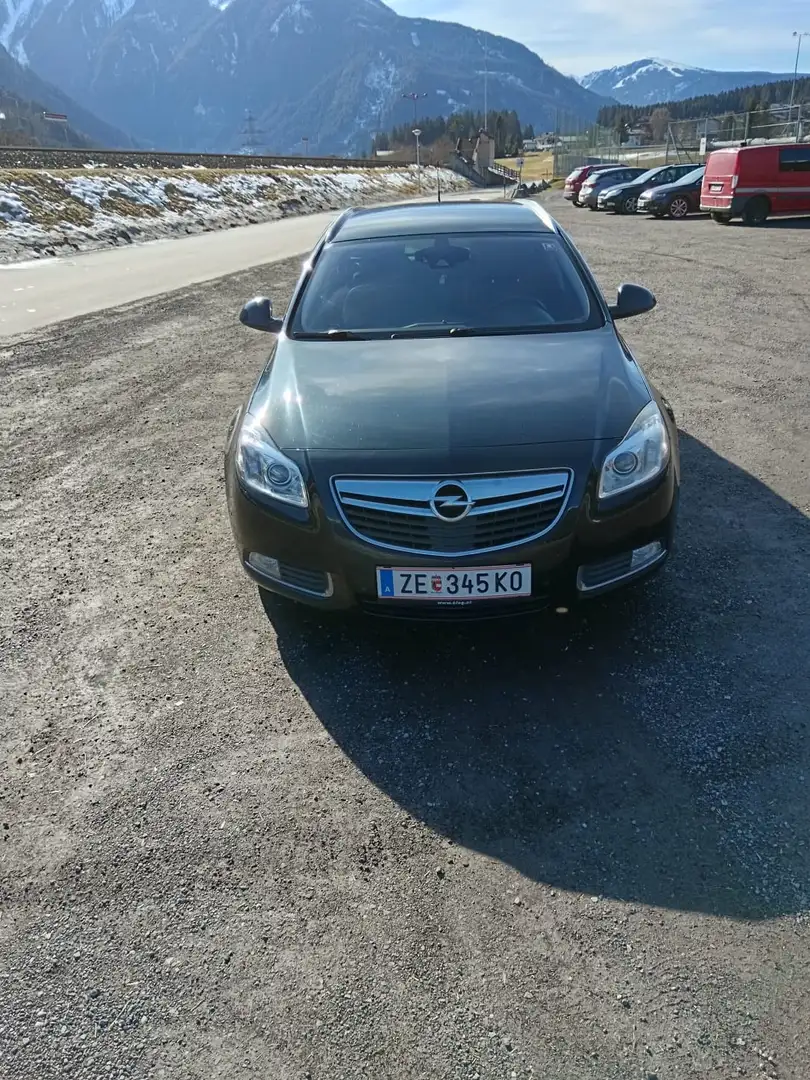 Opel Insignia Schwarz - 2