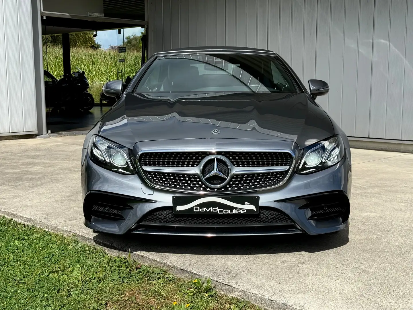 Mercedes-Benz E 220 Cabriolet, Pack AMG, Camera, Carplay/Android auto - 2