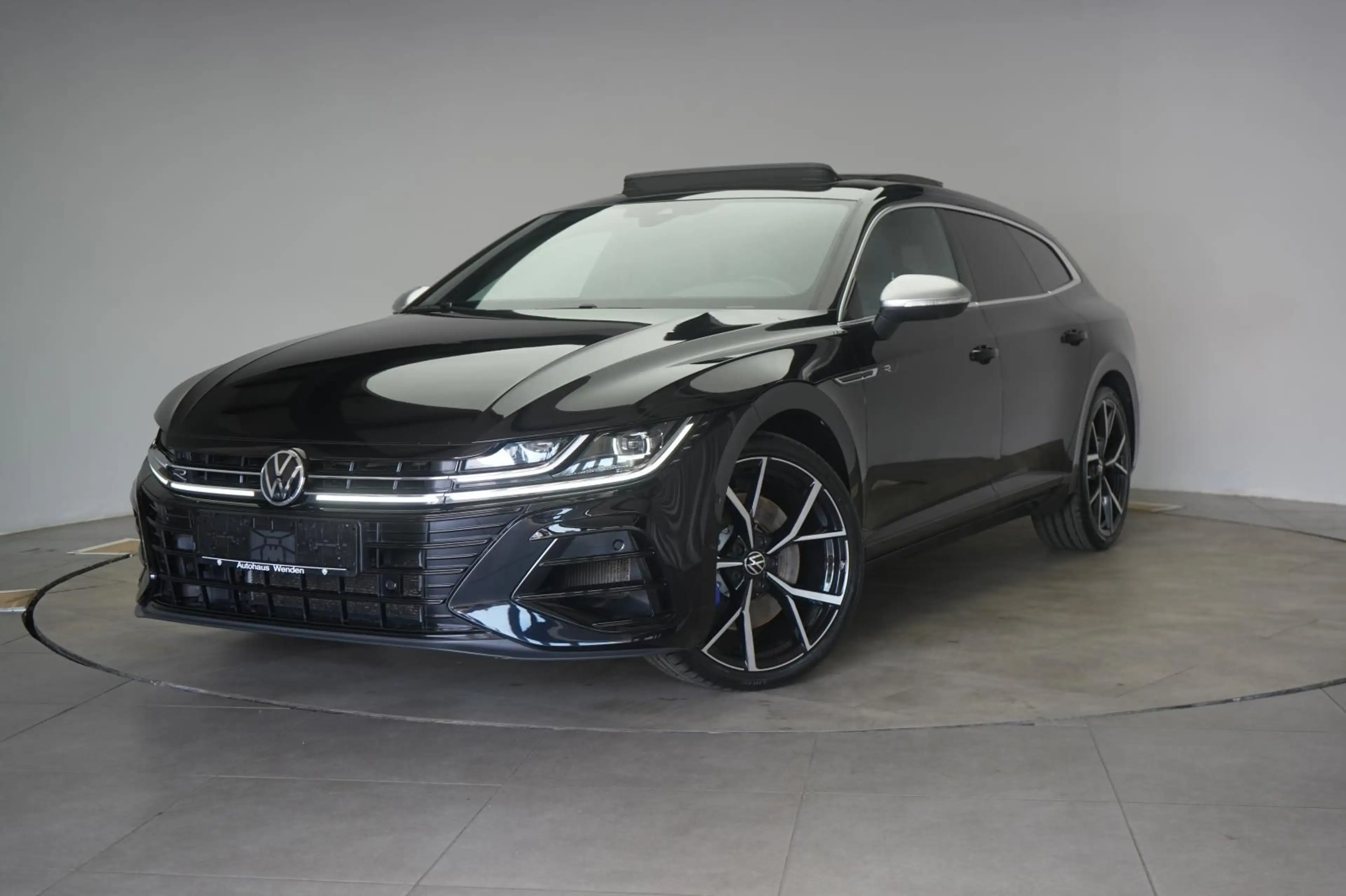 Volkswagen Arteon R 2.0 TSI Shooting Brake 4Motion ACC/Kame — photo 4