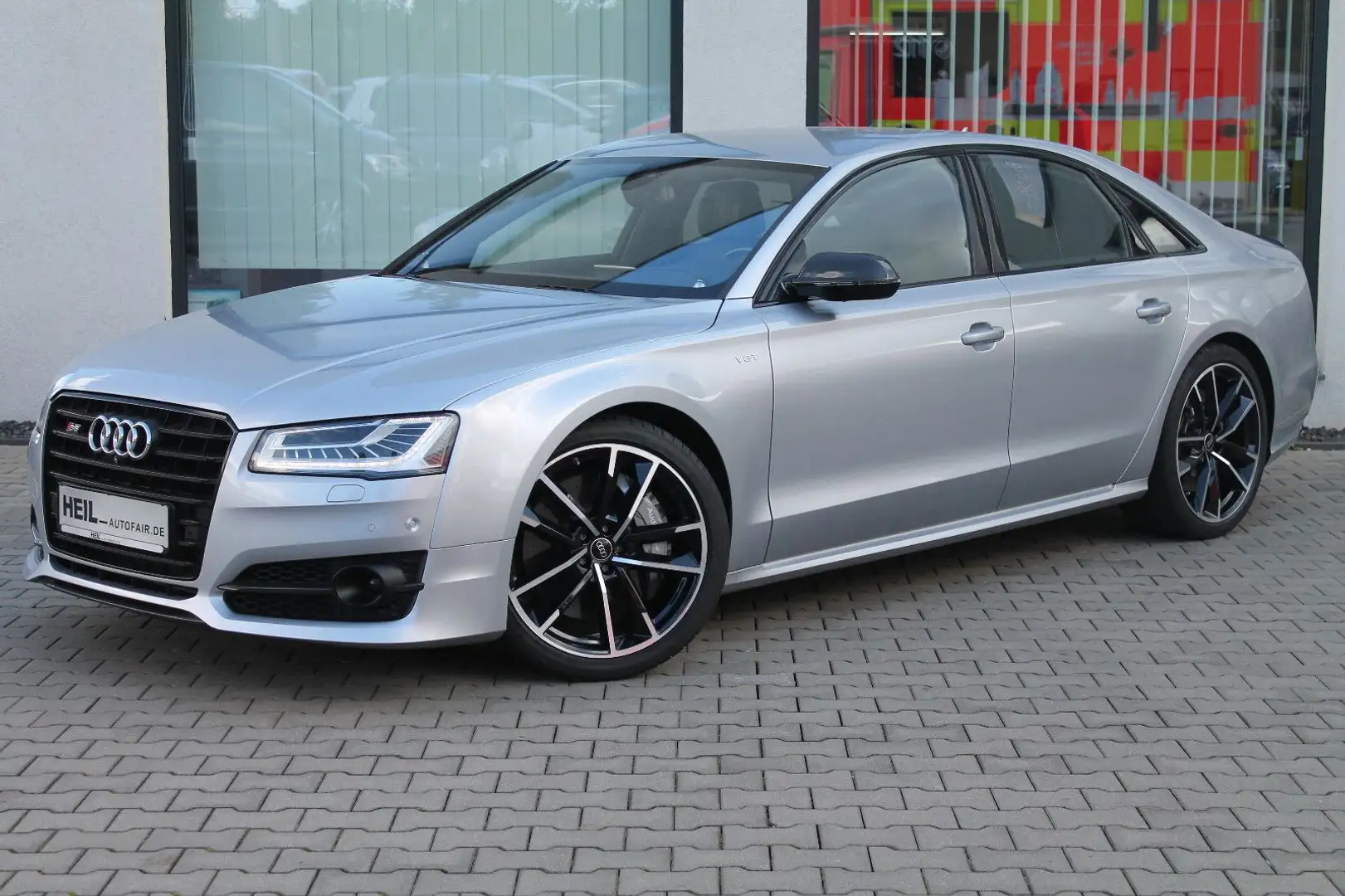 Audi S8 4.0 TFSI quattro plus*ACC*360°*MATRIX LED*AHK Argent - 1