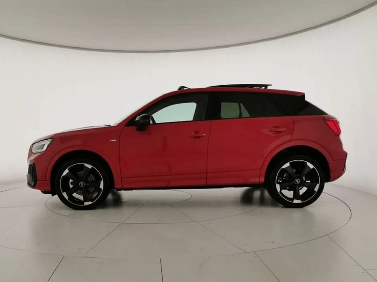 Audi Q2 35 TDI S tronic S line Edition Rosso - 2
