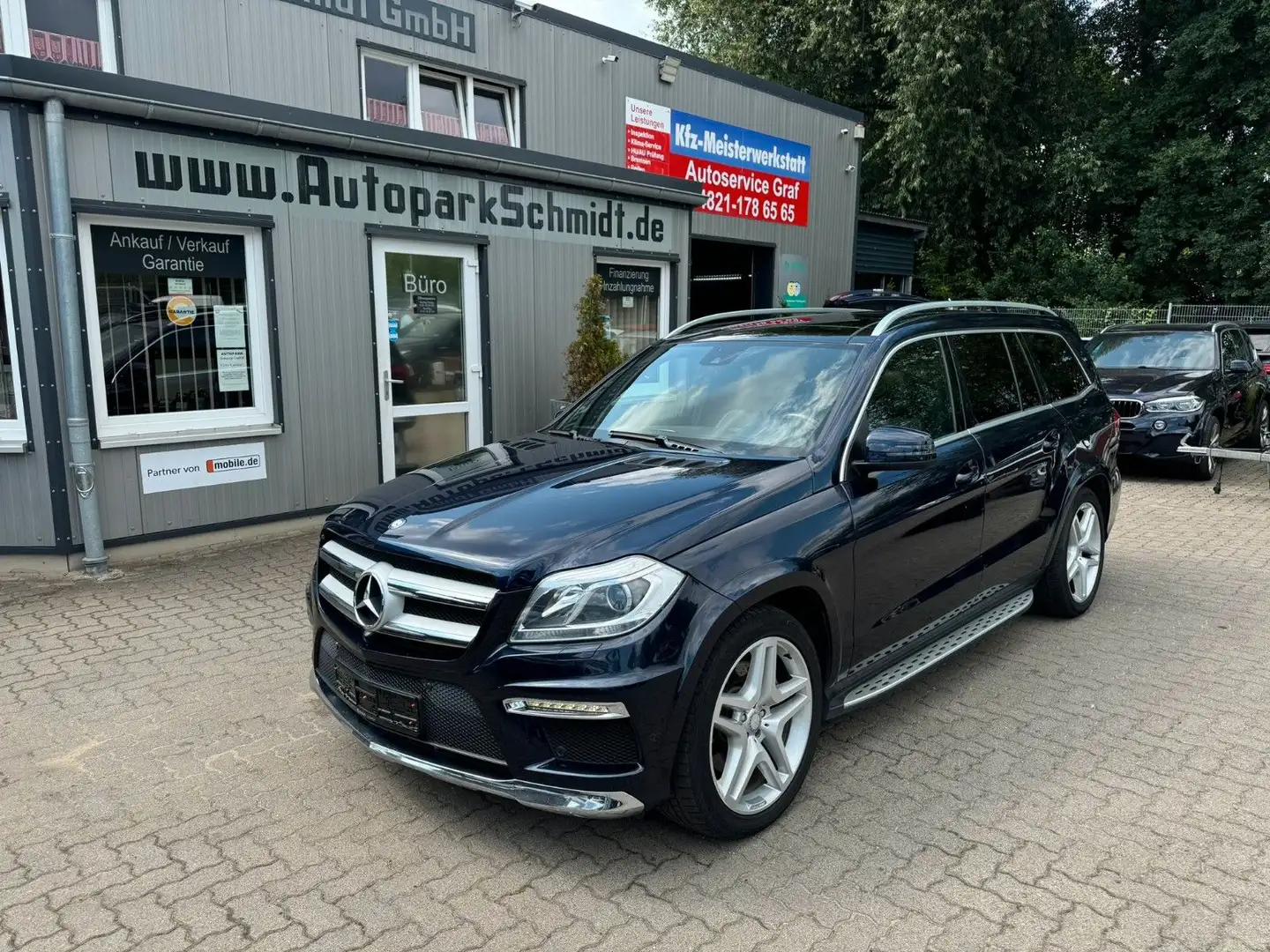 Mercedes-Benz GL 350 4Matic AMG°AHK°7-SITZER°NAVI°PANO°LEDER! Bleu - 1