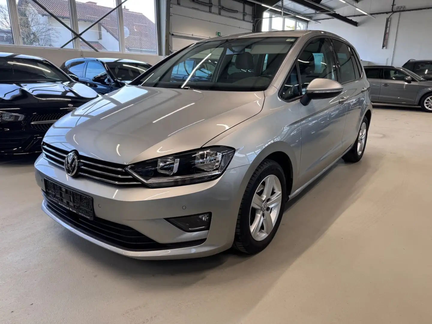 Volkswagen Golf Sportsvan 1.Hand Panorama Navi Kamera Argent - 1