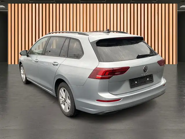 Volkswagen Golf view 5