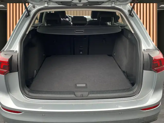 Volkswagen Golf view 8