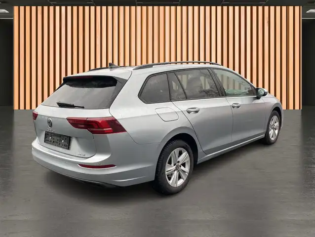 Volkswagen Golf view 6